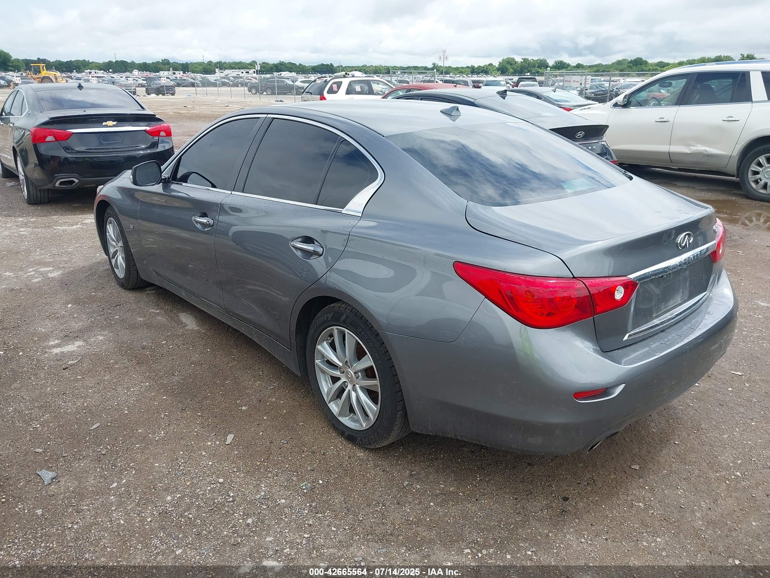 INFINITI Q50 image 3
