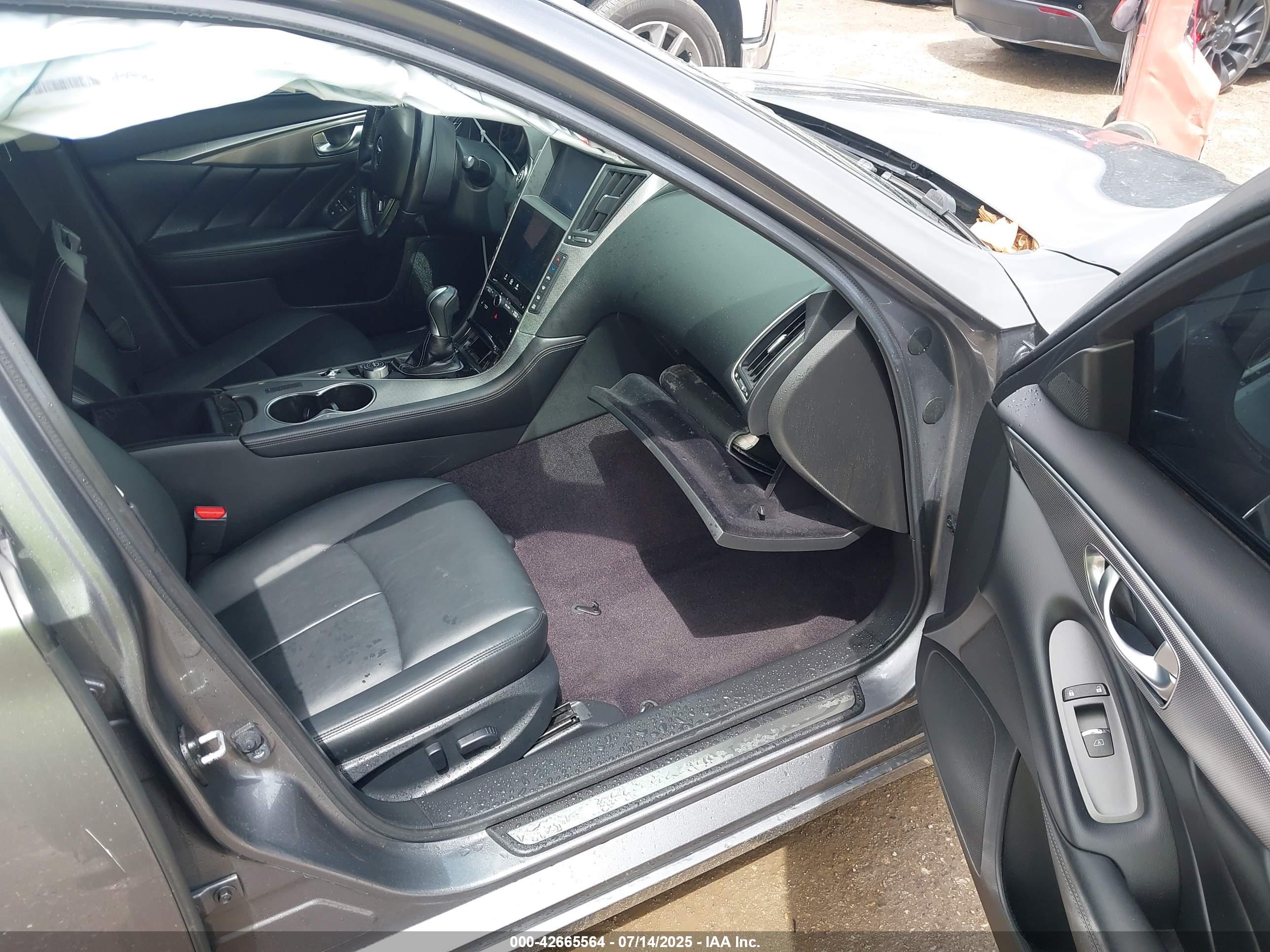 INFINITI Q50 image 5