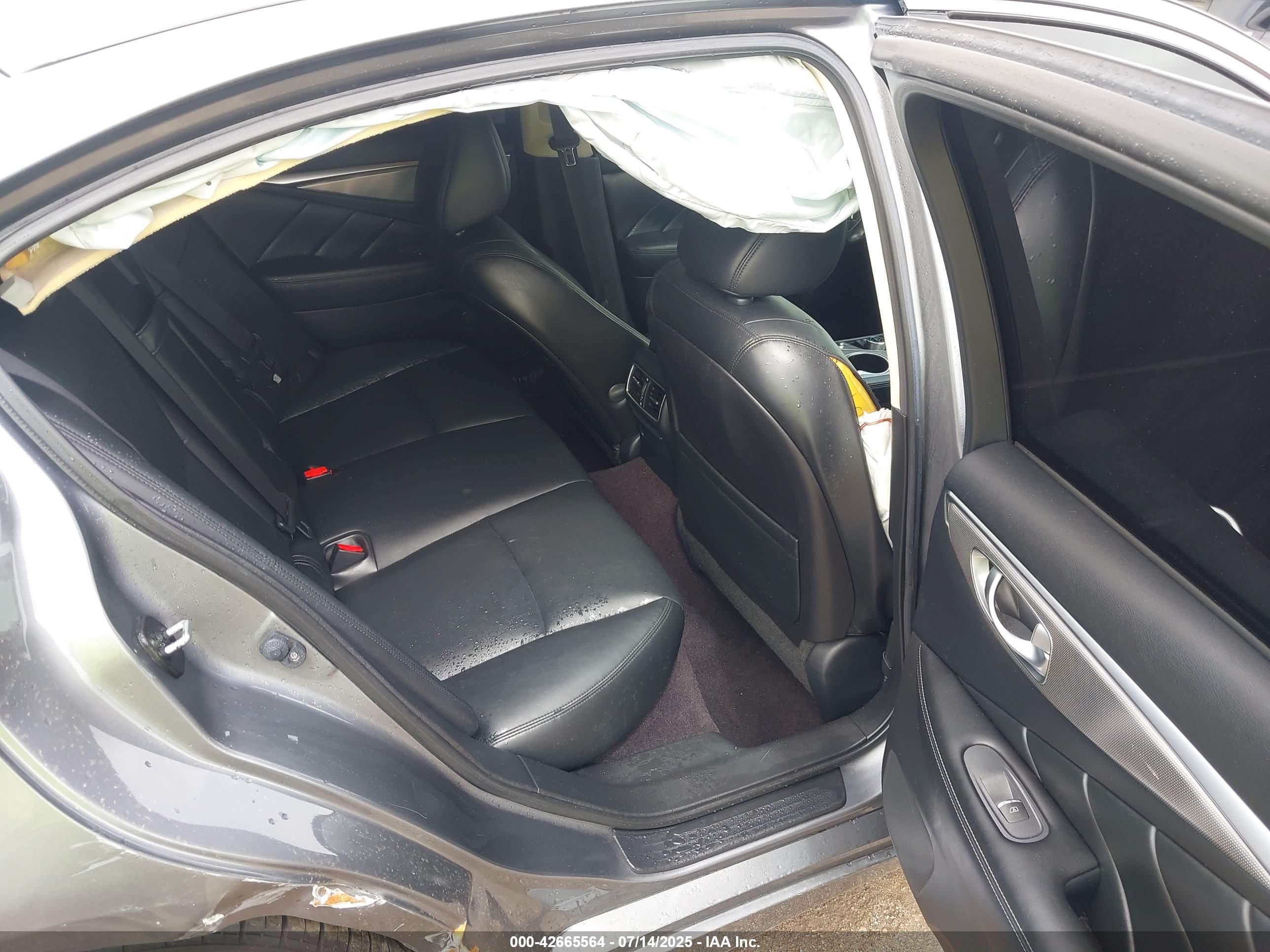 INFINITI Q50 image 8