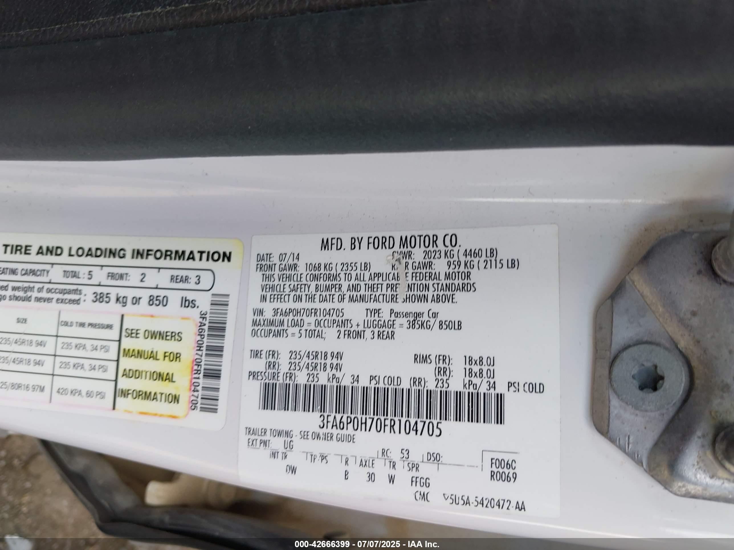 FORD FUSION image 9