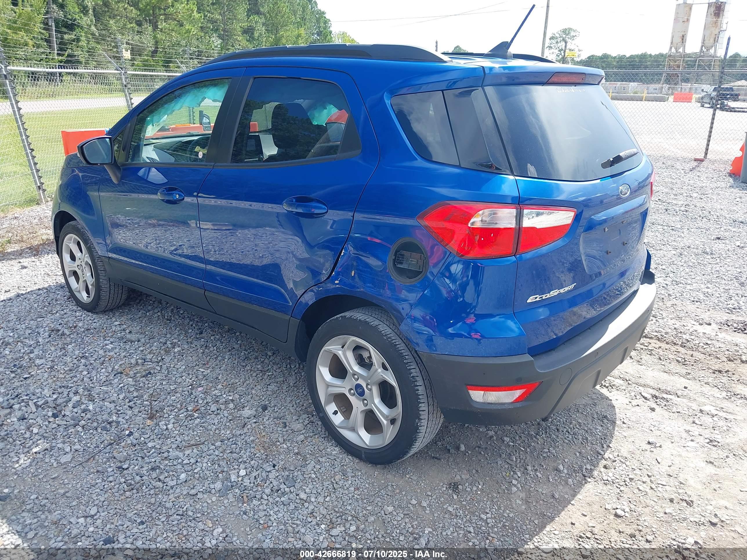 FORD ECOSPORT image 3