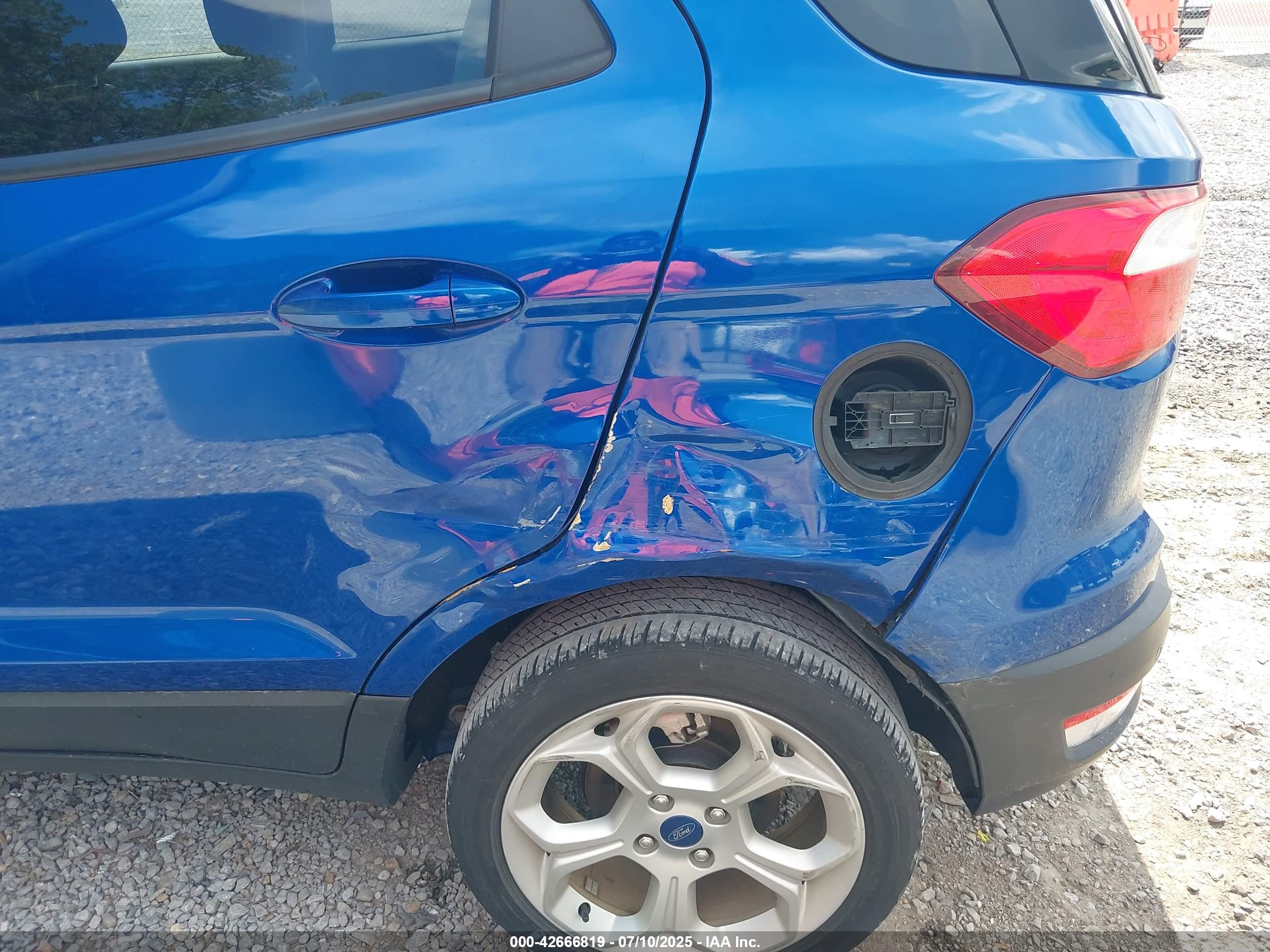 FORD ECOSPORT image 6