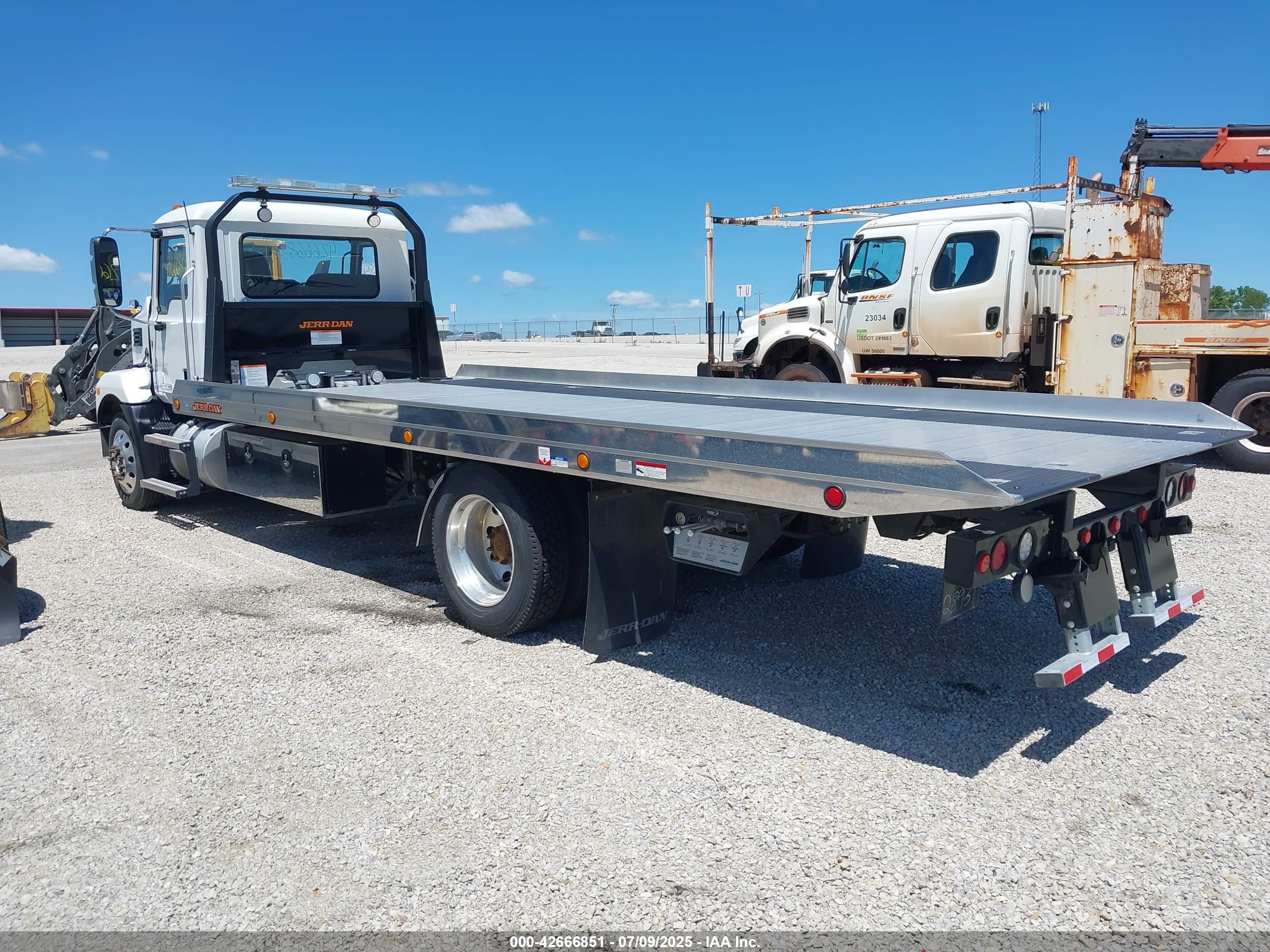 MACK MD image 3