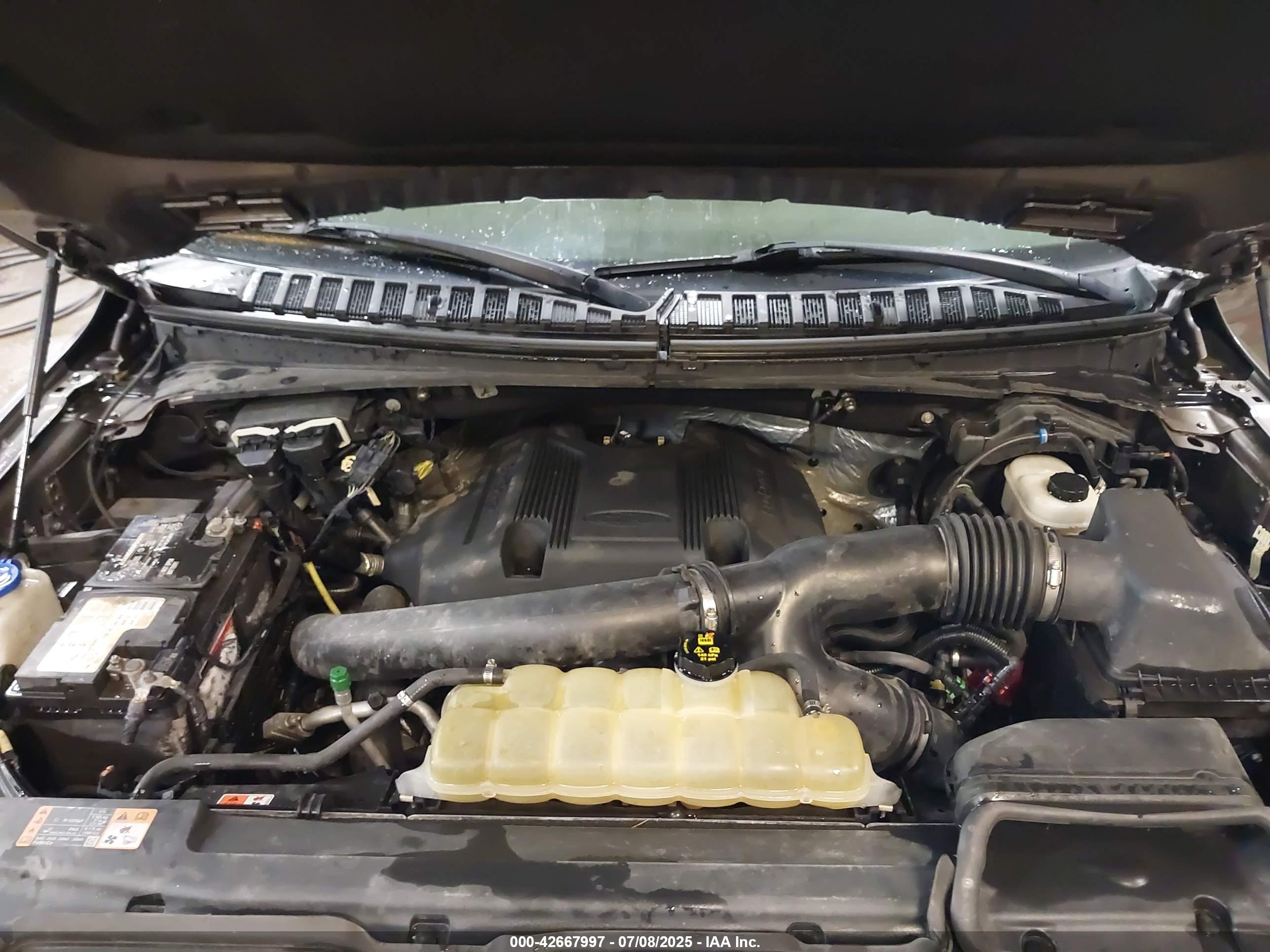 FORD EXPEDITION image 10