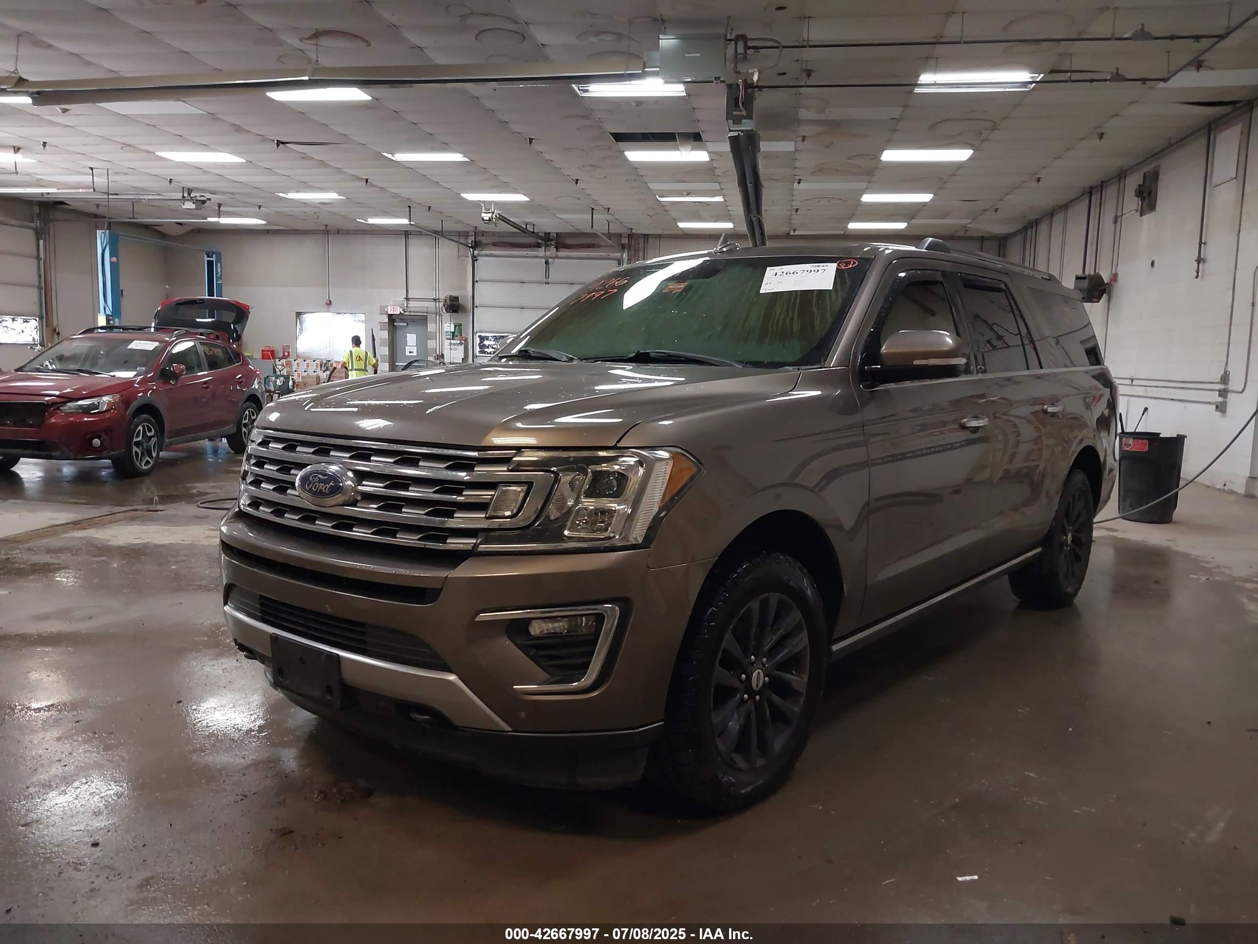 FORD EXPEDITION image 2