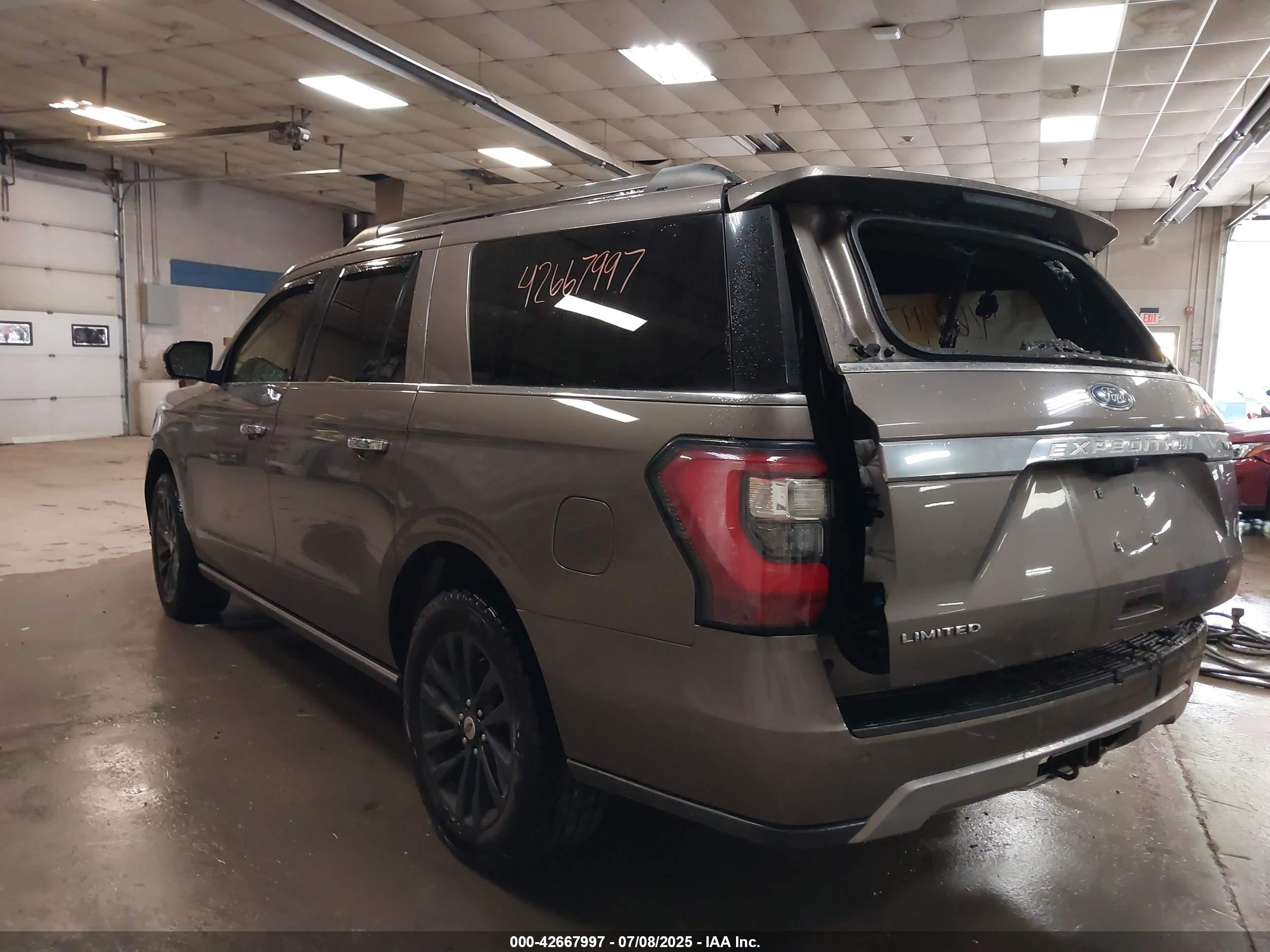 FORD EXPEDITION image 3