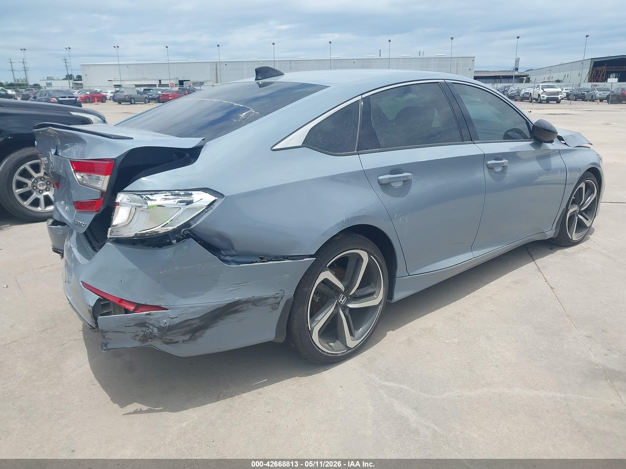 HONDA ACCORD image 4