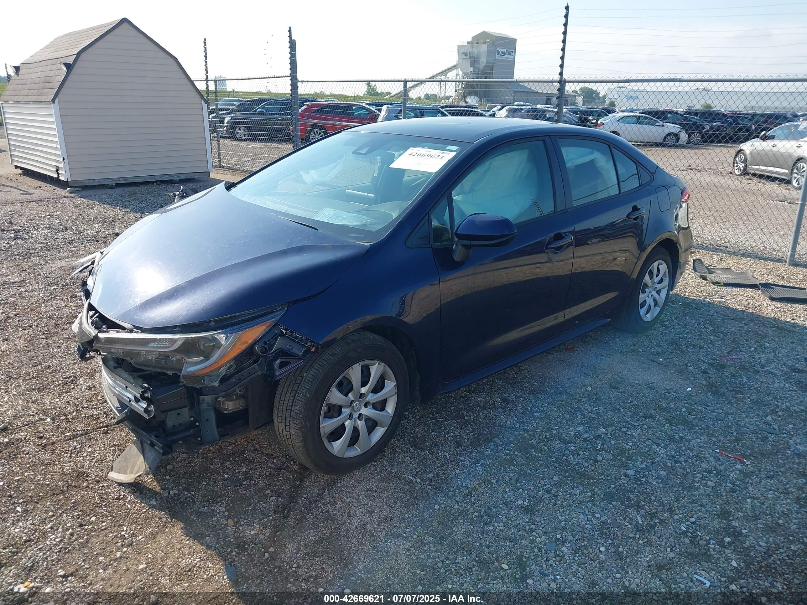 TOYOTA COROLLA image 2