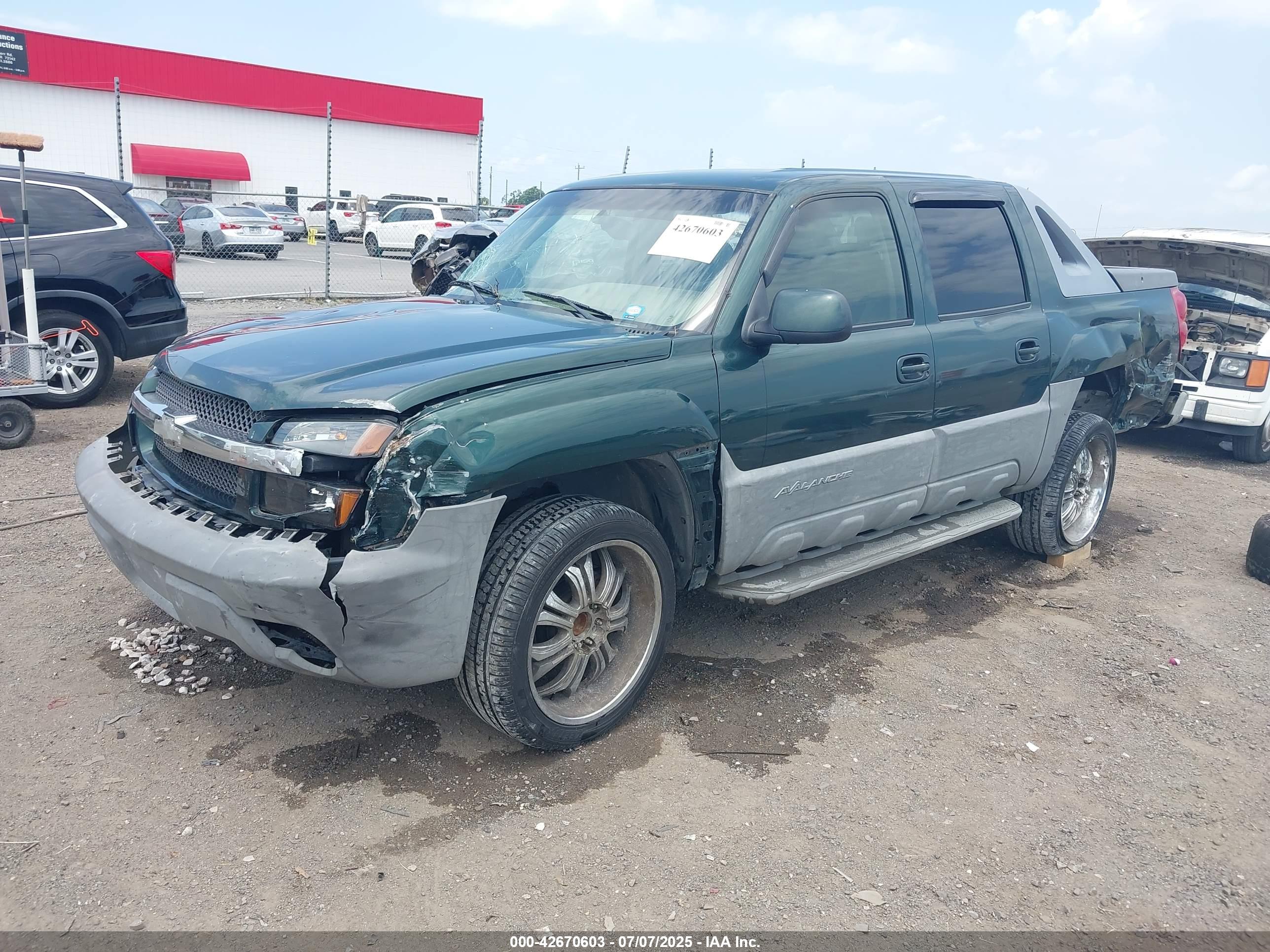 CHEVROLET AVALANCHE image 2