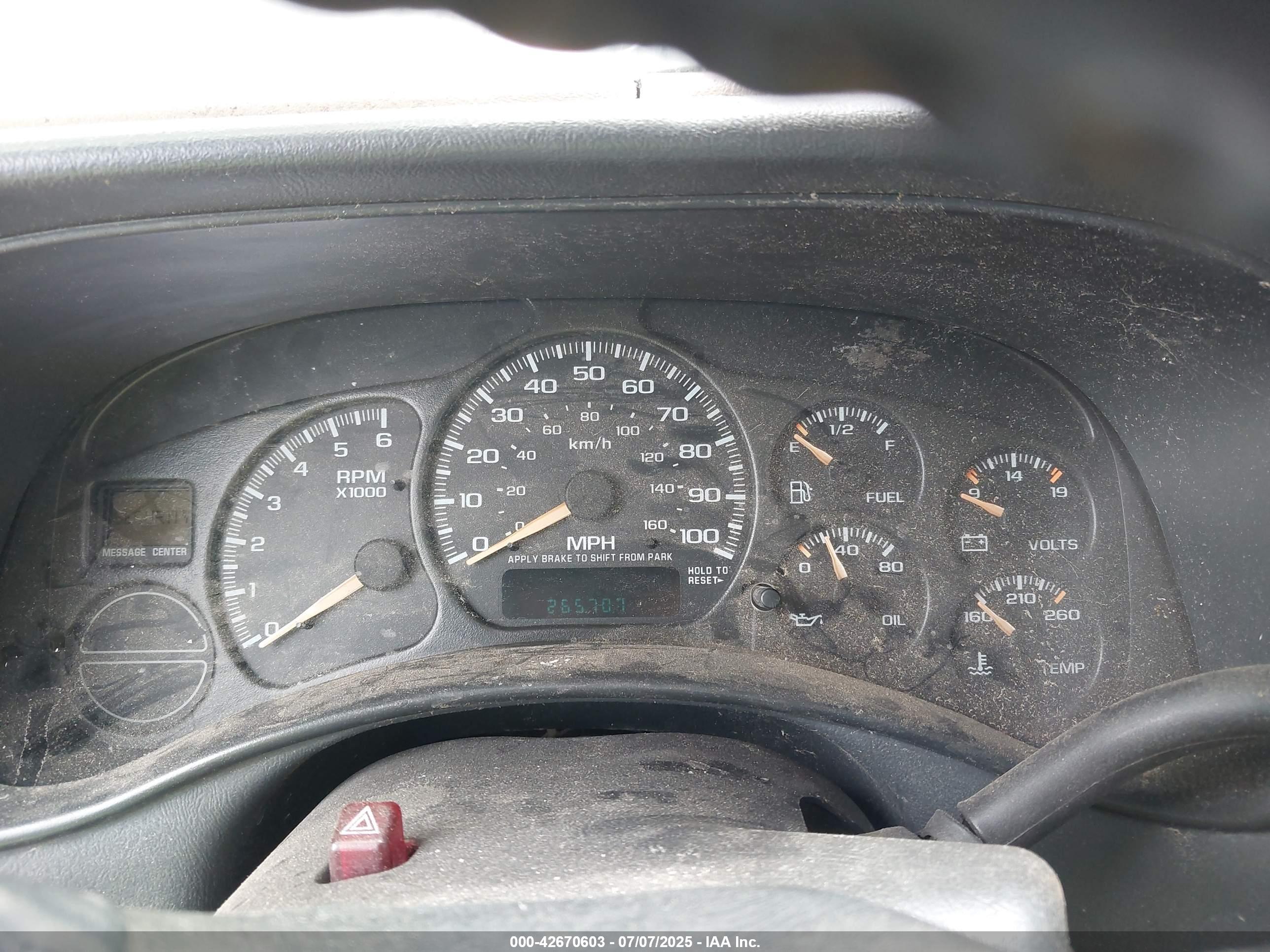 CHEVROLET AVALANCHE image 7