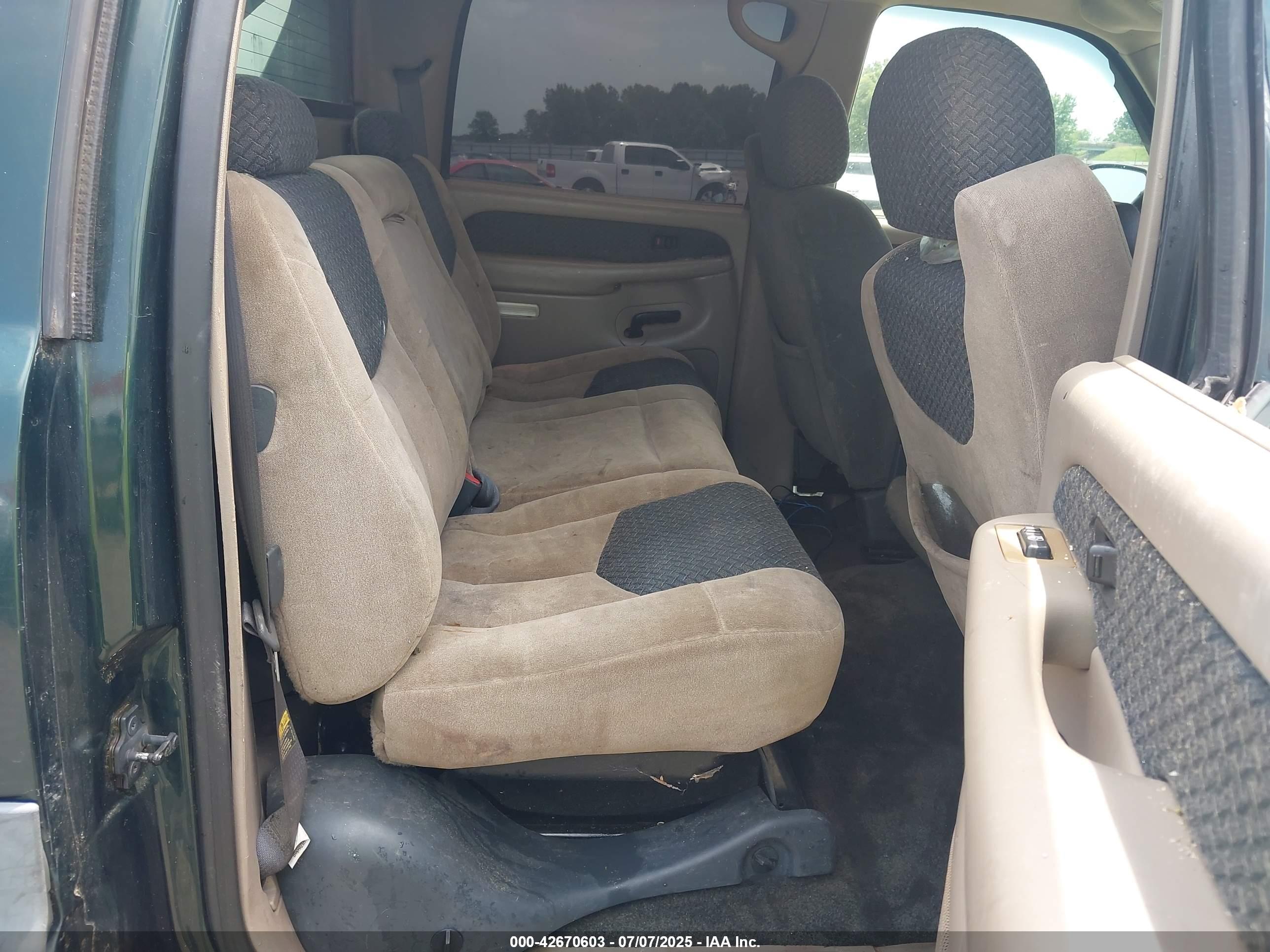 CHEVROLET AVALANCHE image 8