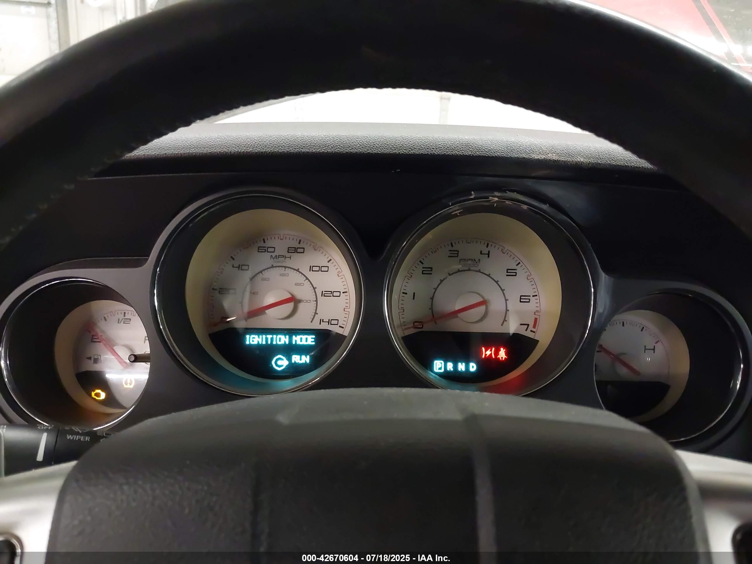DODGE CHALLENGER image 7