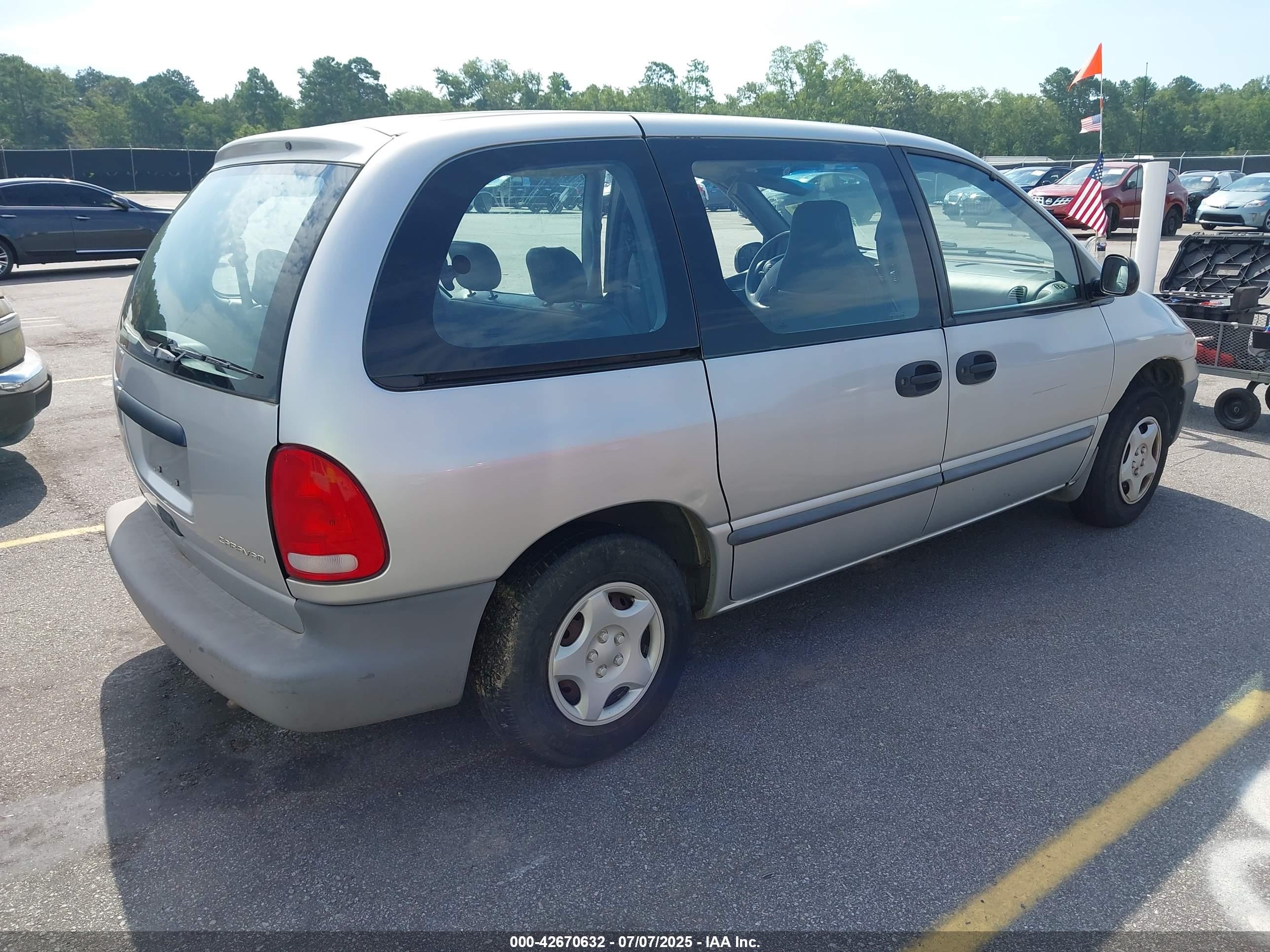 DODGE CARAVAN image 4