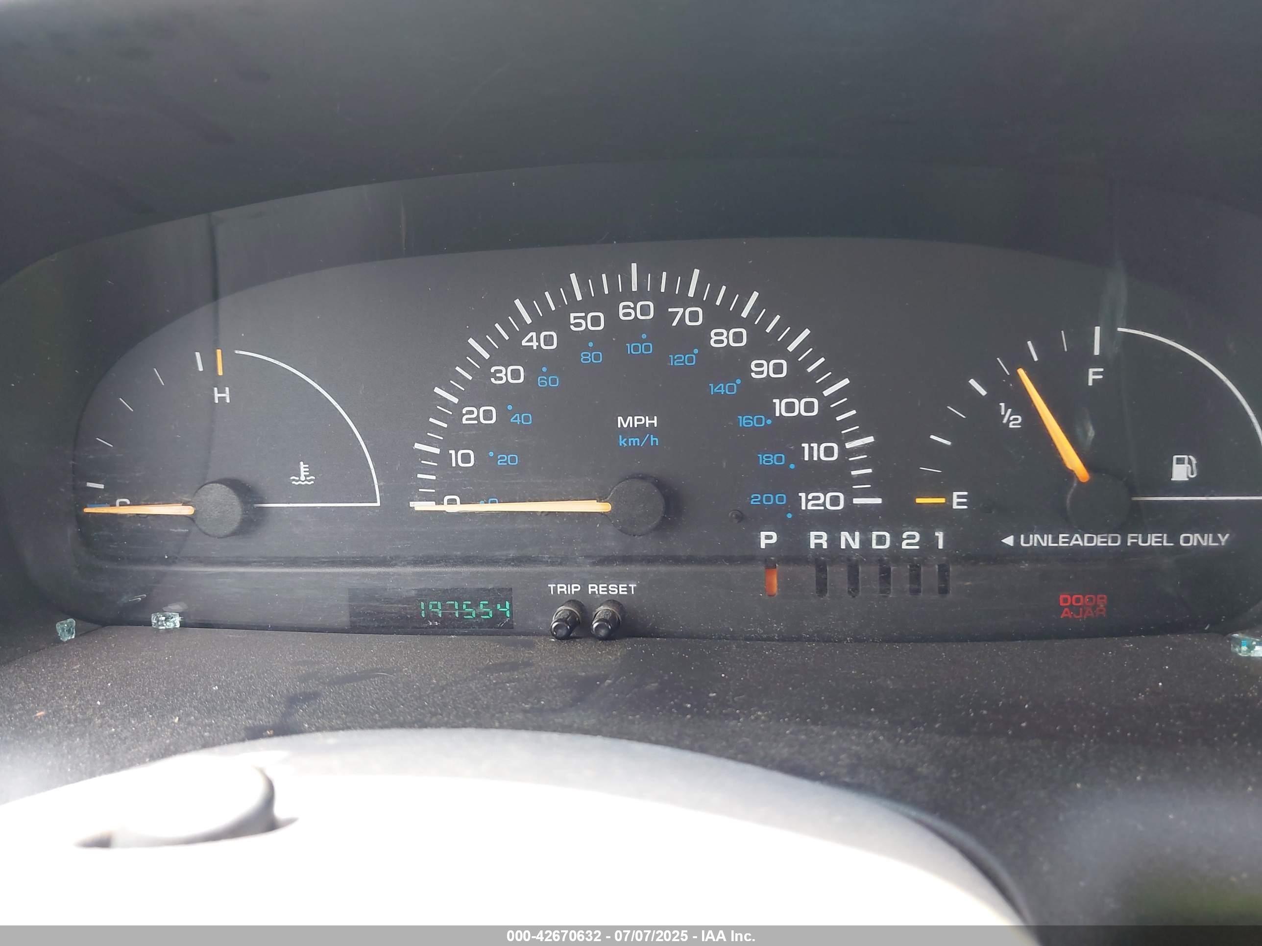 DODGE CARAVAN image 7