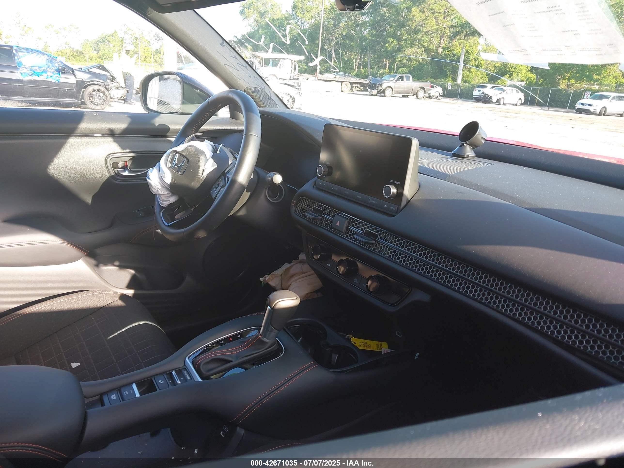 HONDA HR-V image 5