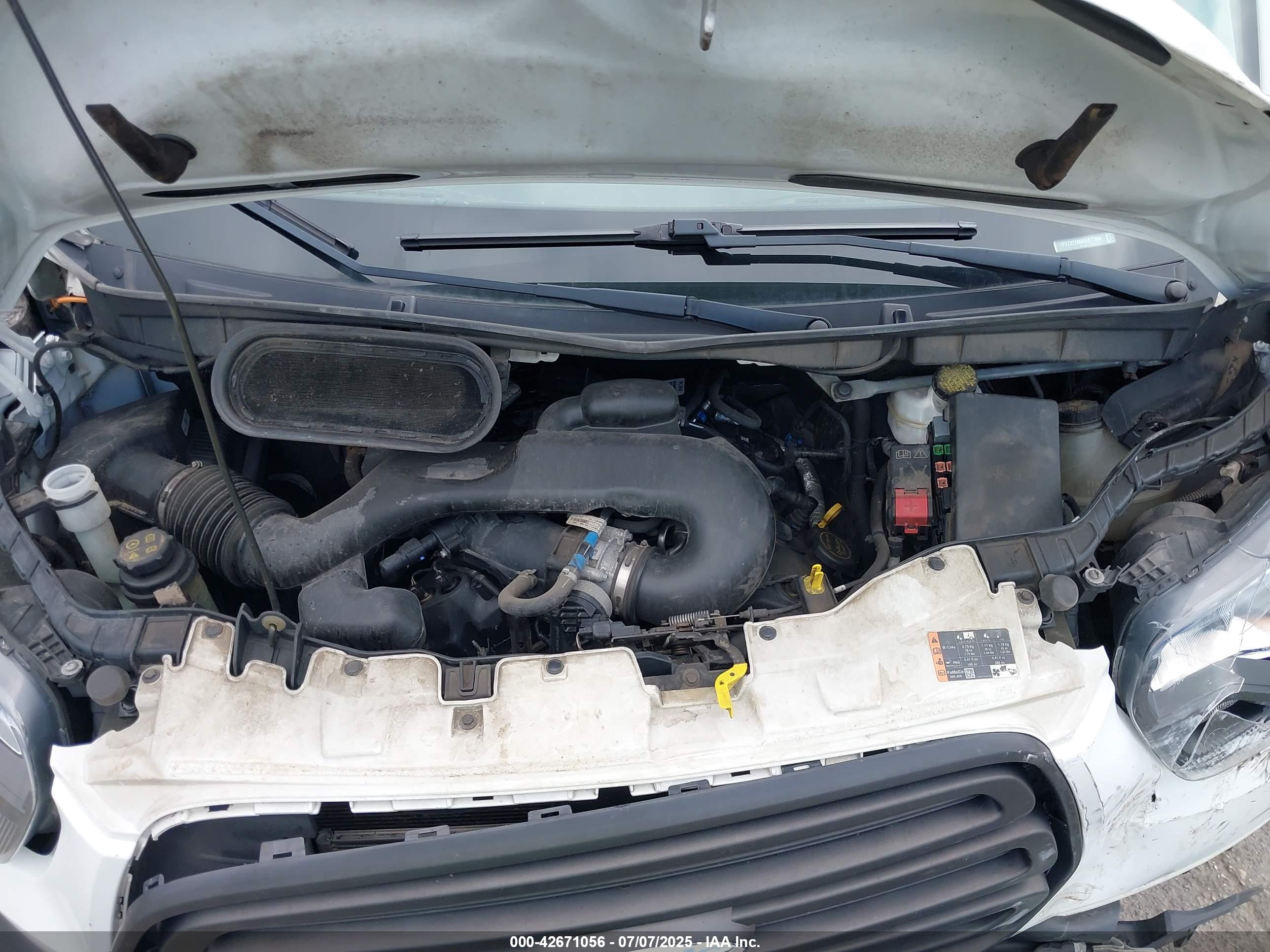 FORD TRANSIT-350 image 10