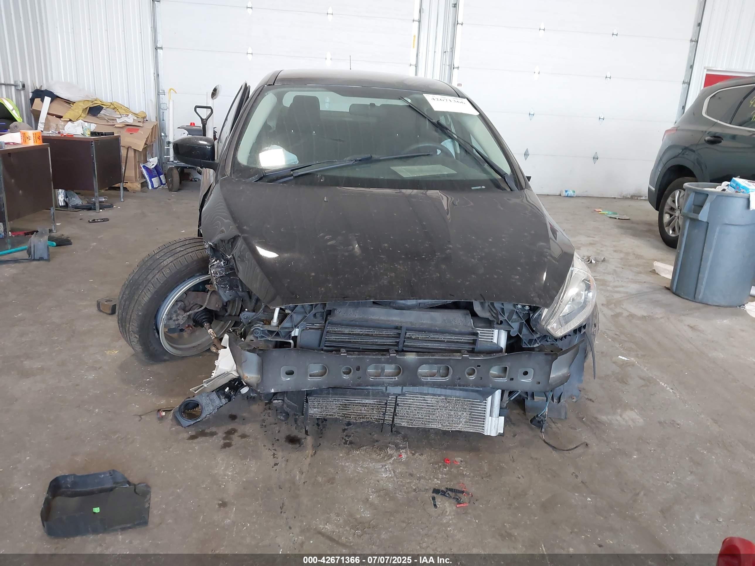 FORD FOCUS image 6