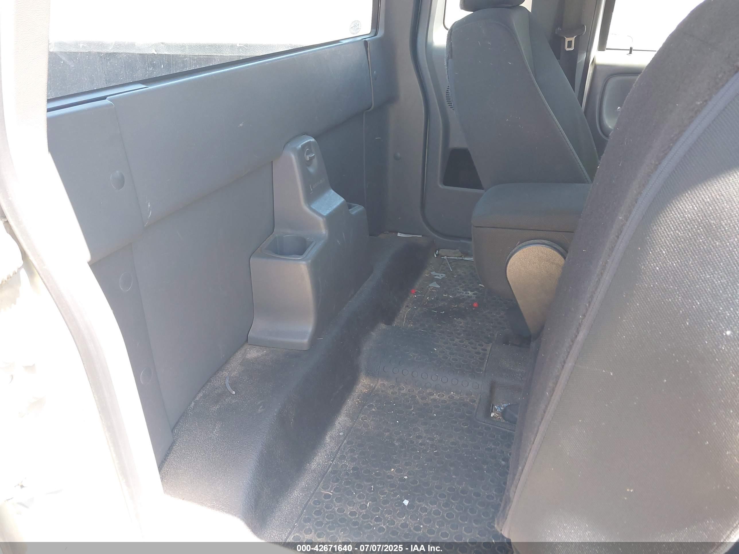 FORD RANGER image 8
