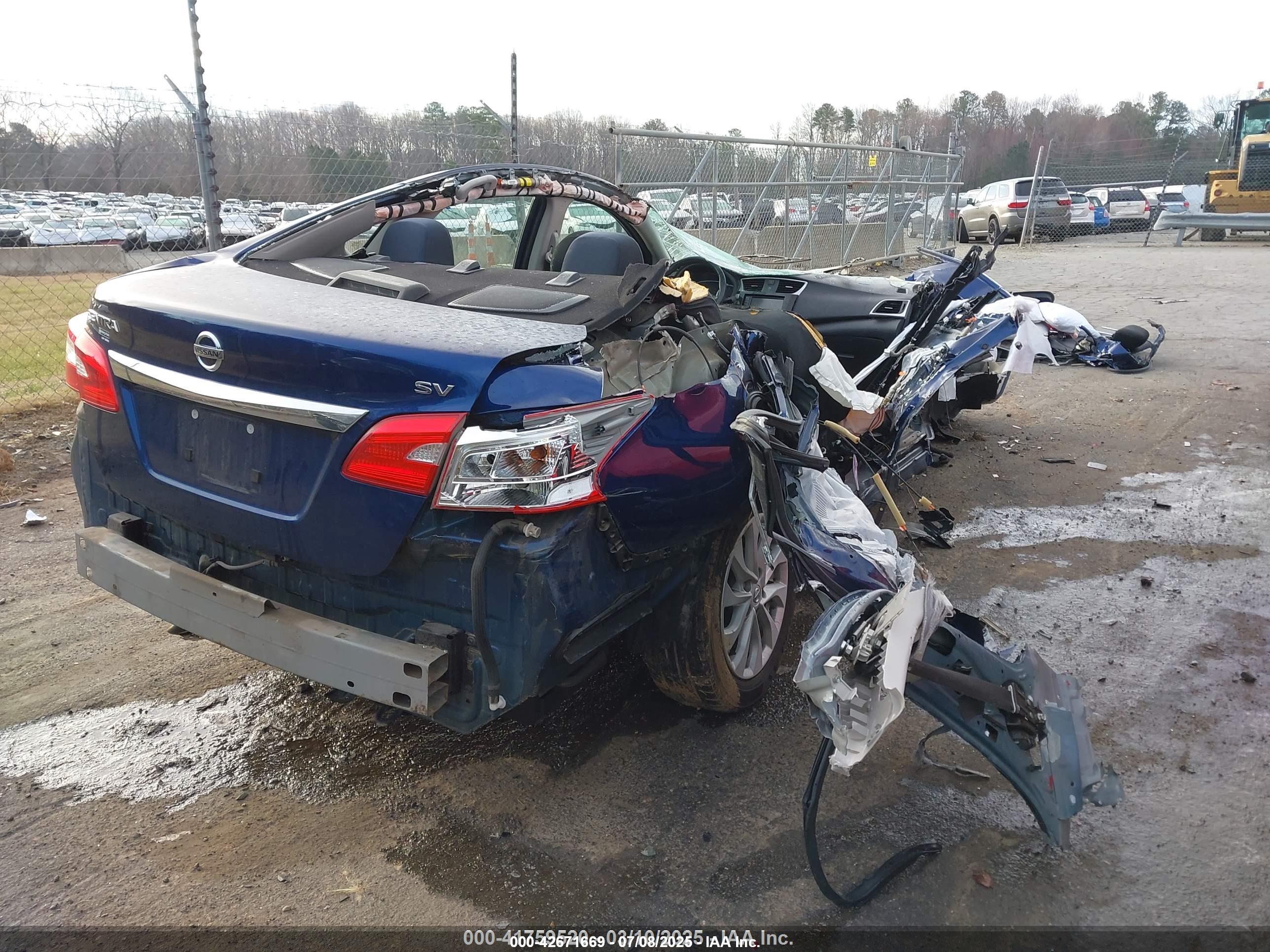 NISSAN SENTRA image 4
