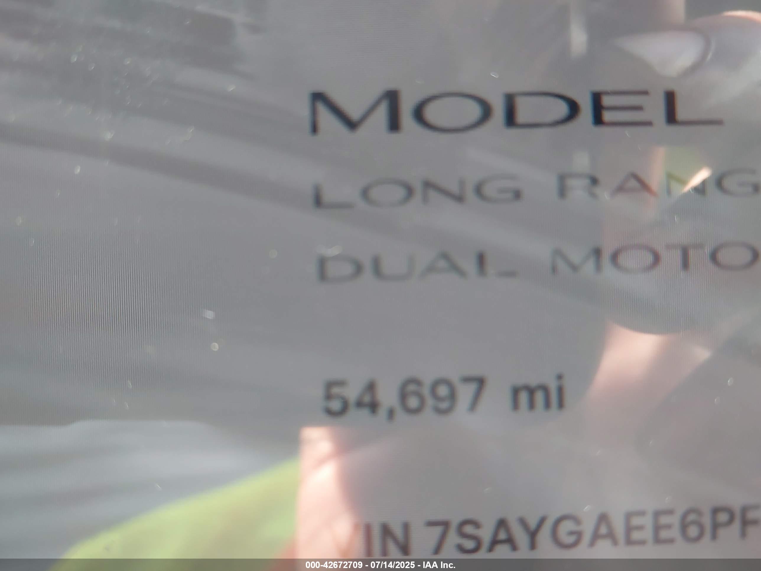 TESLA MODEL image 7