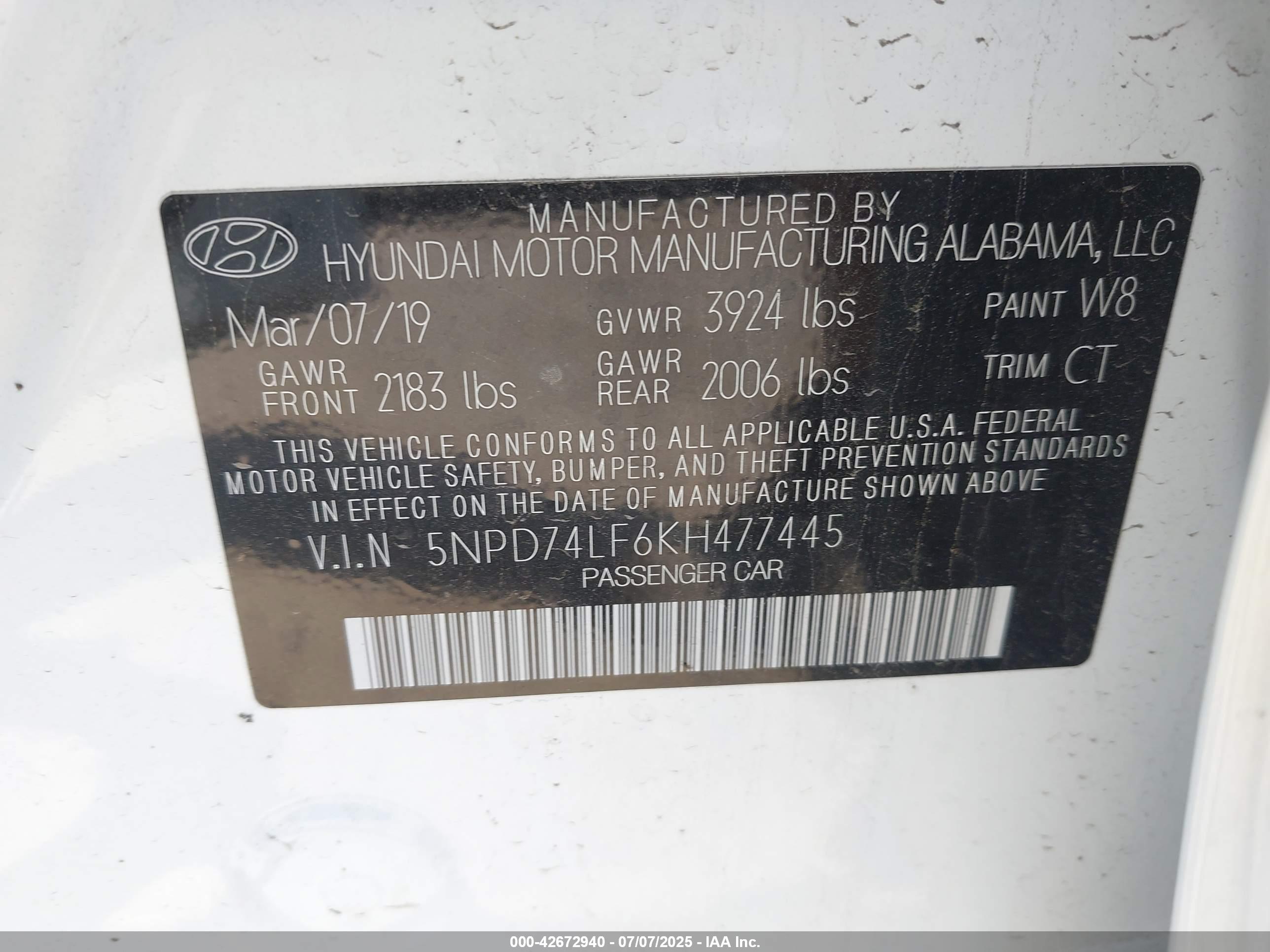 HYUNDAI ELANTRA image 9