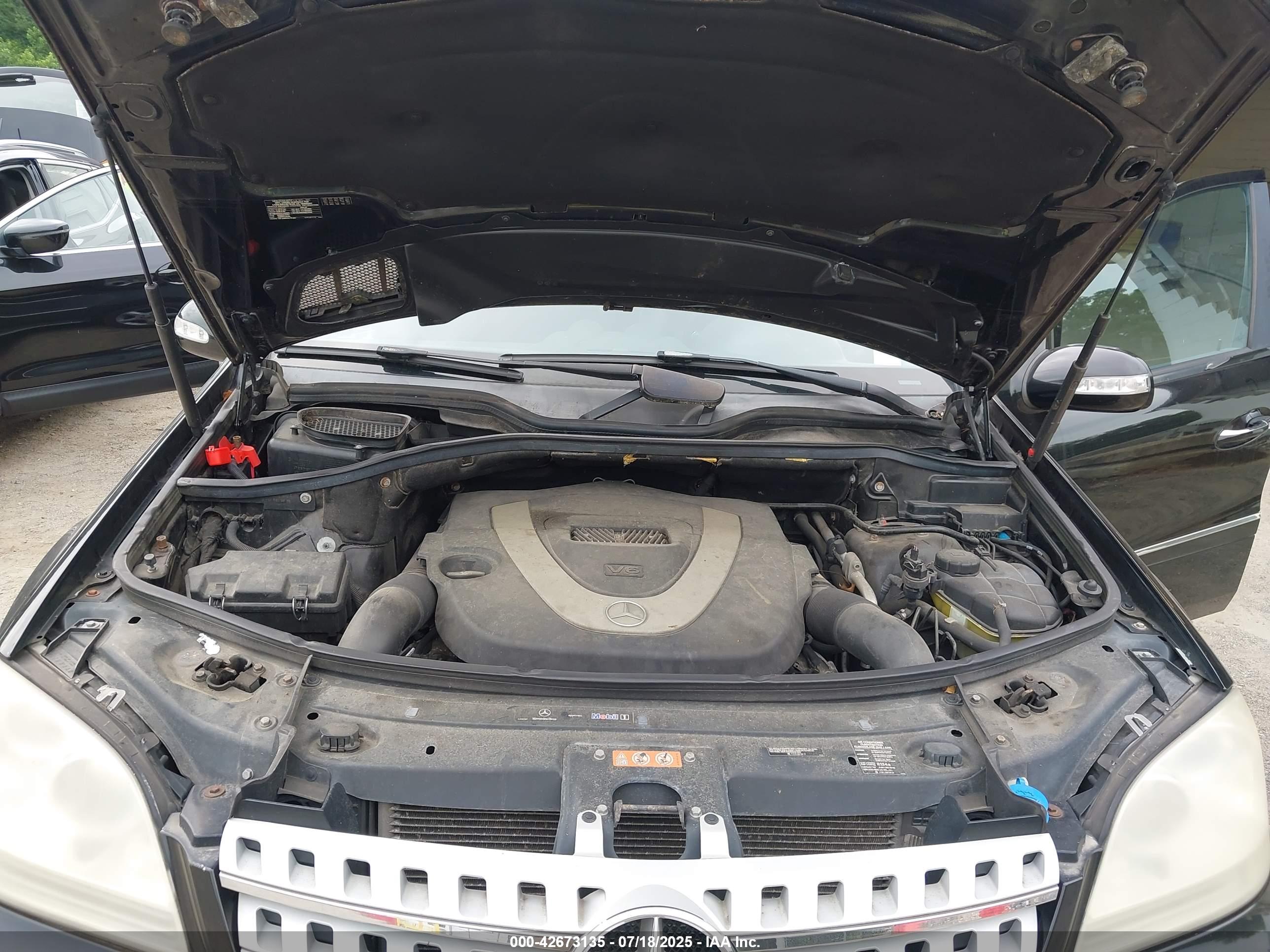 MERCEDES-BENZ ML image 10