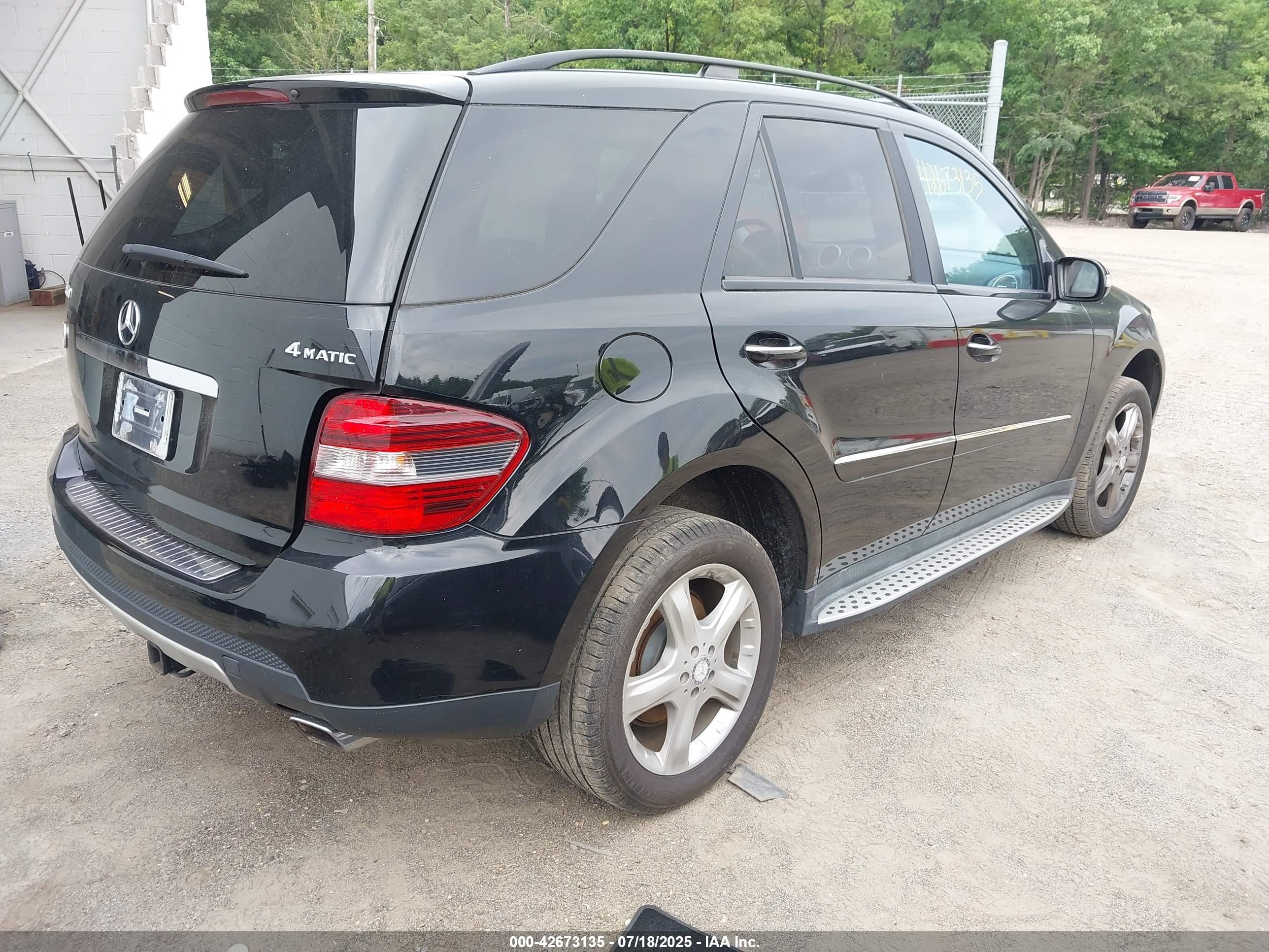 MERCEDES-BENZ ML image 4