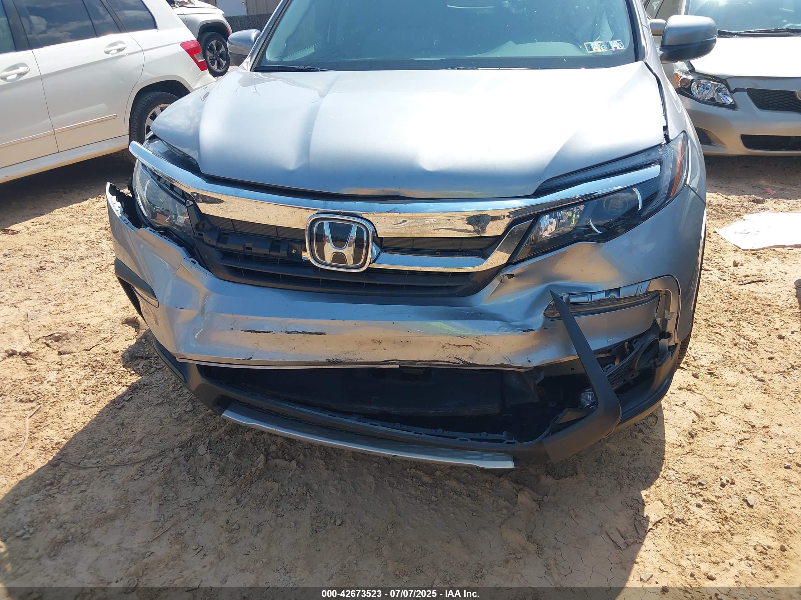 HONDA PILOT image 6