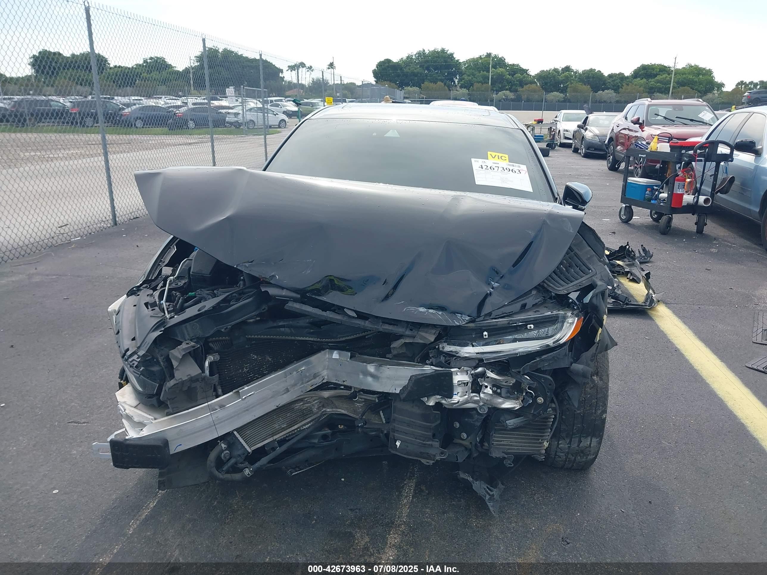 HONDA INSIGHT image 6