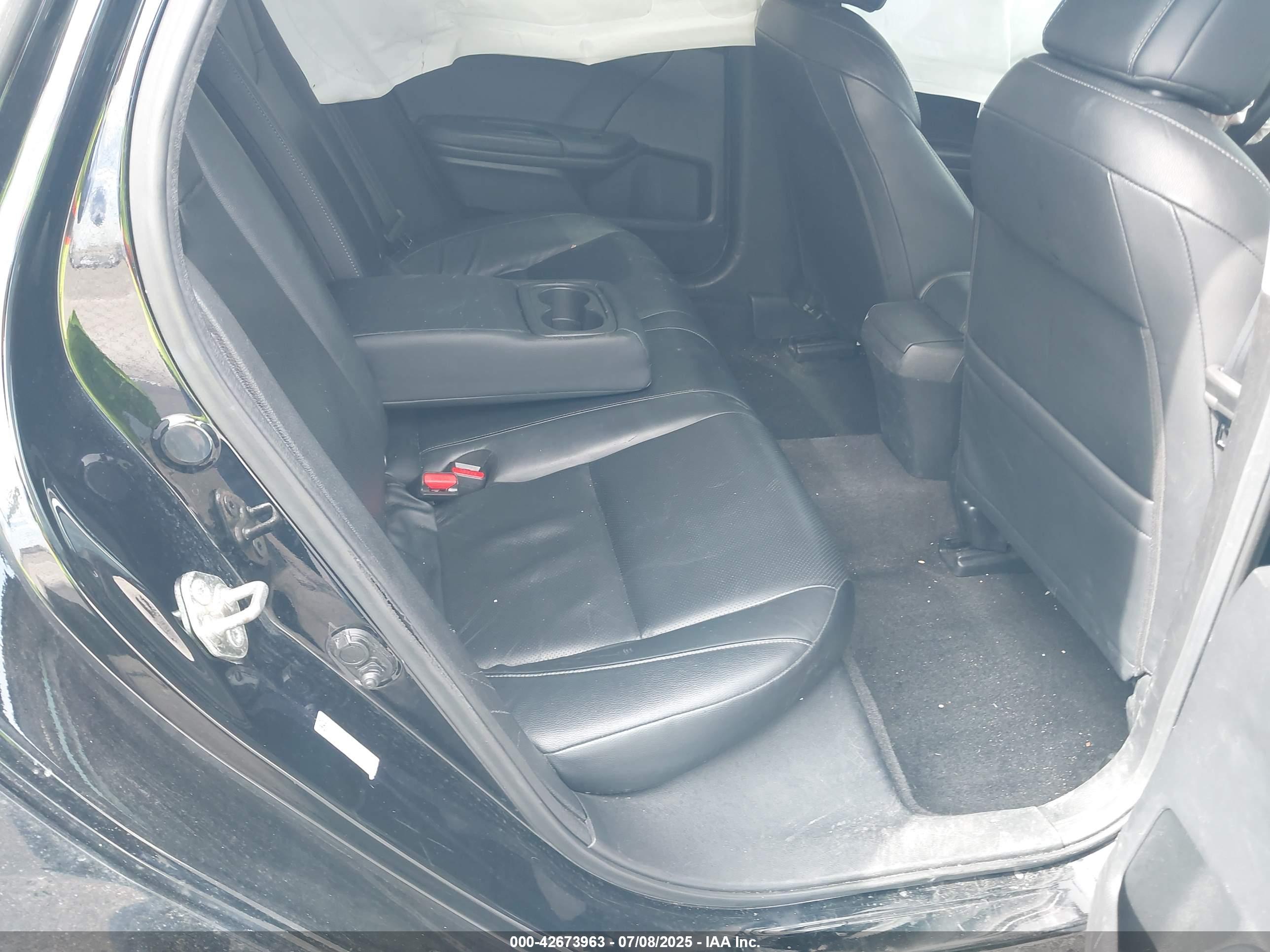 HONDA INSIGHT image 8