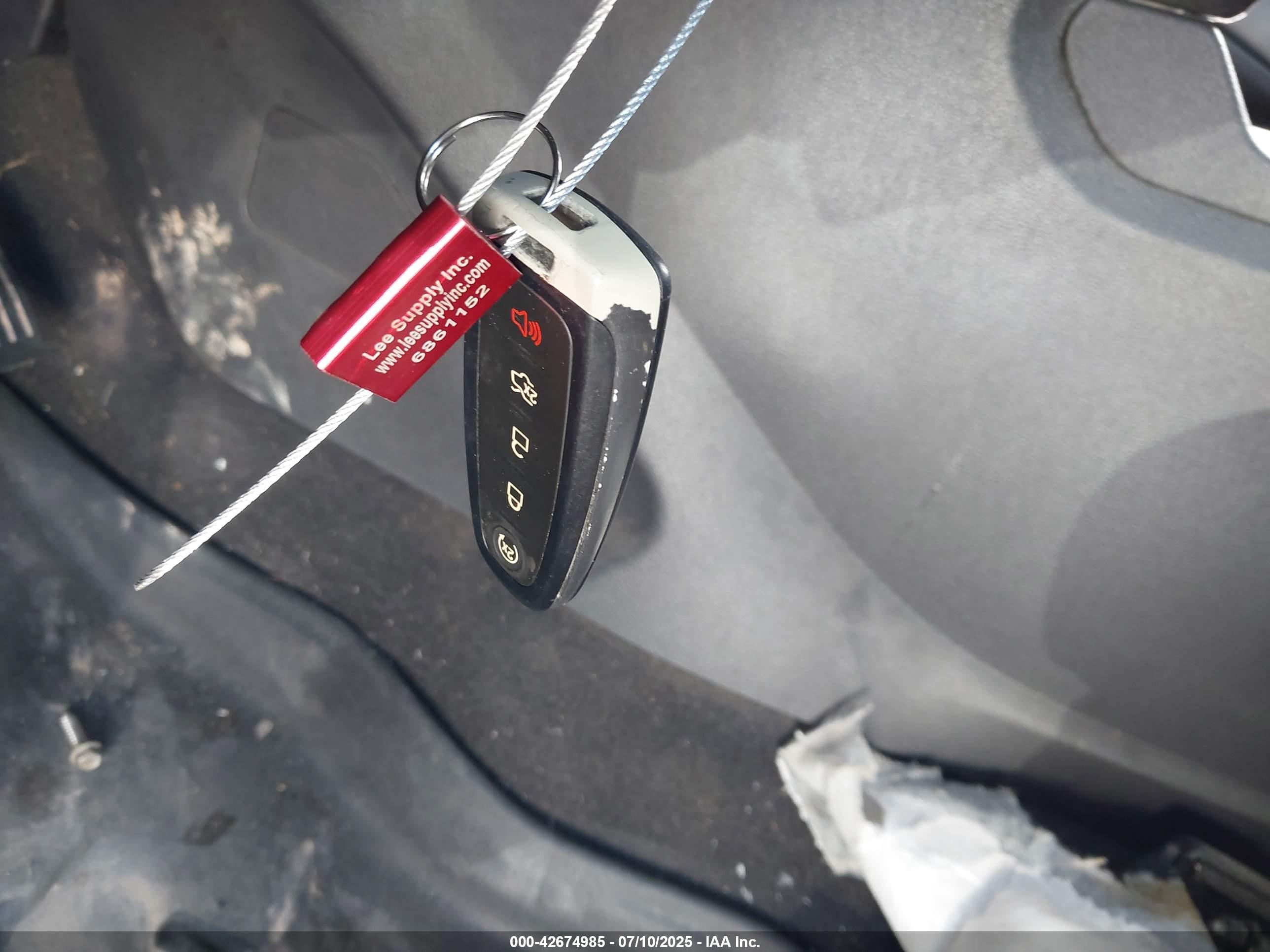 FORD ESCAPE image 11