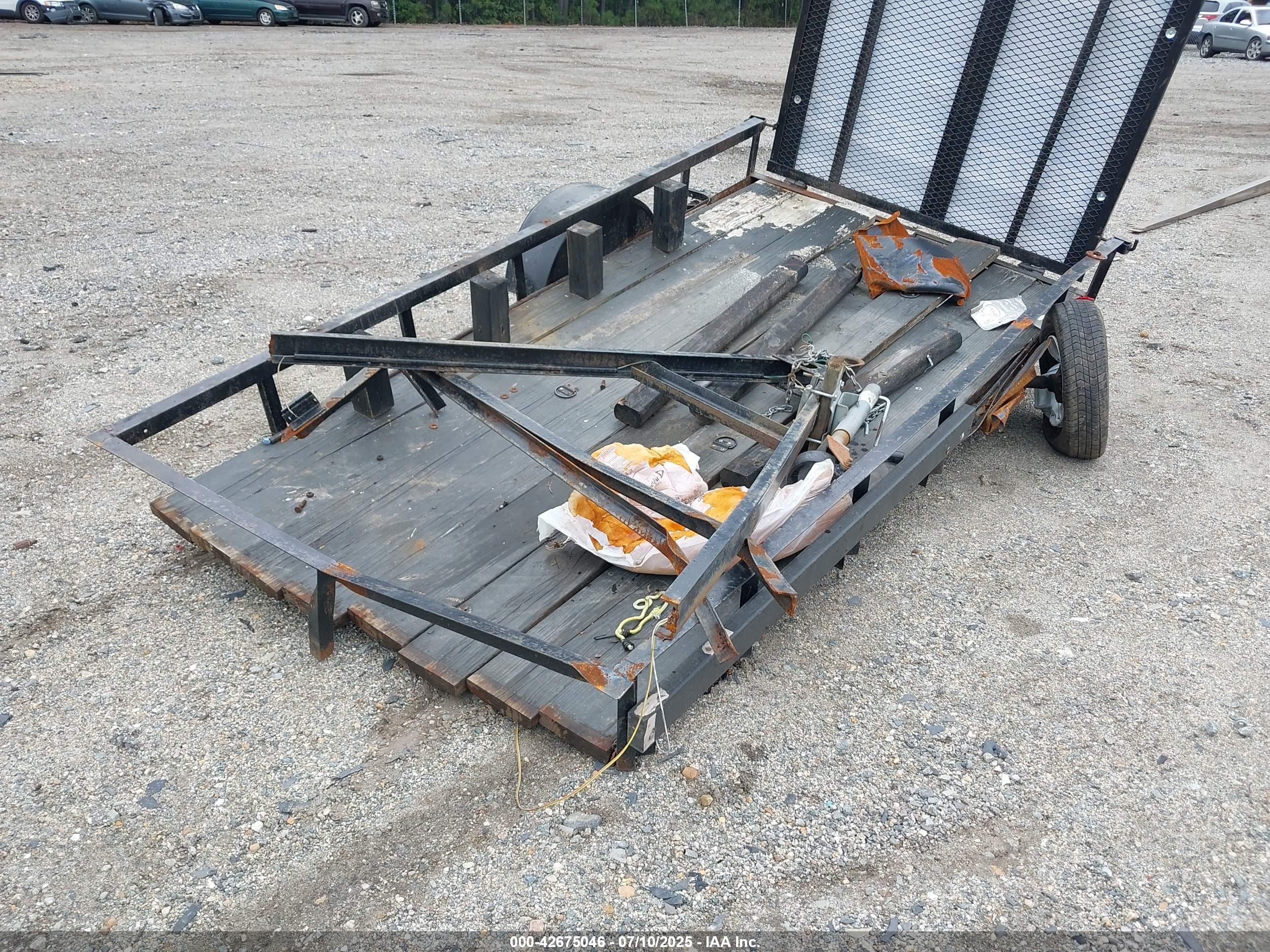 CARRY ON image 6