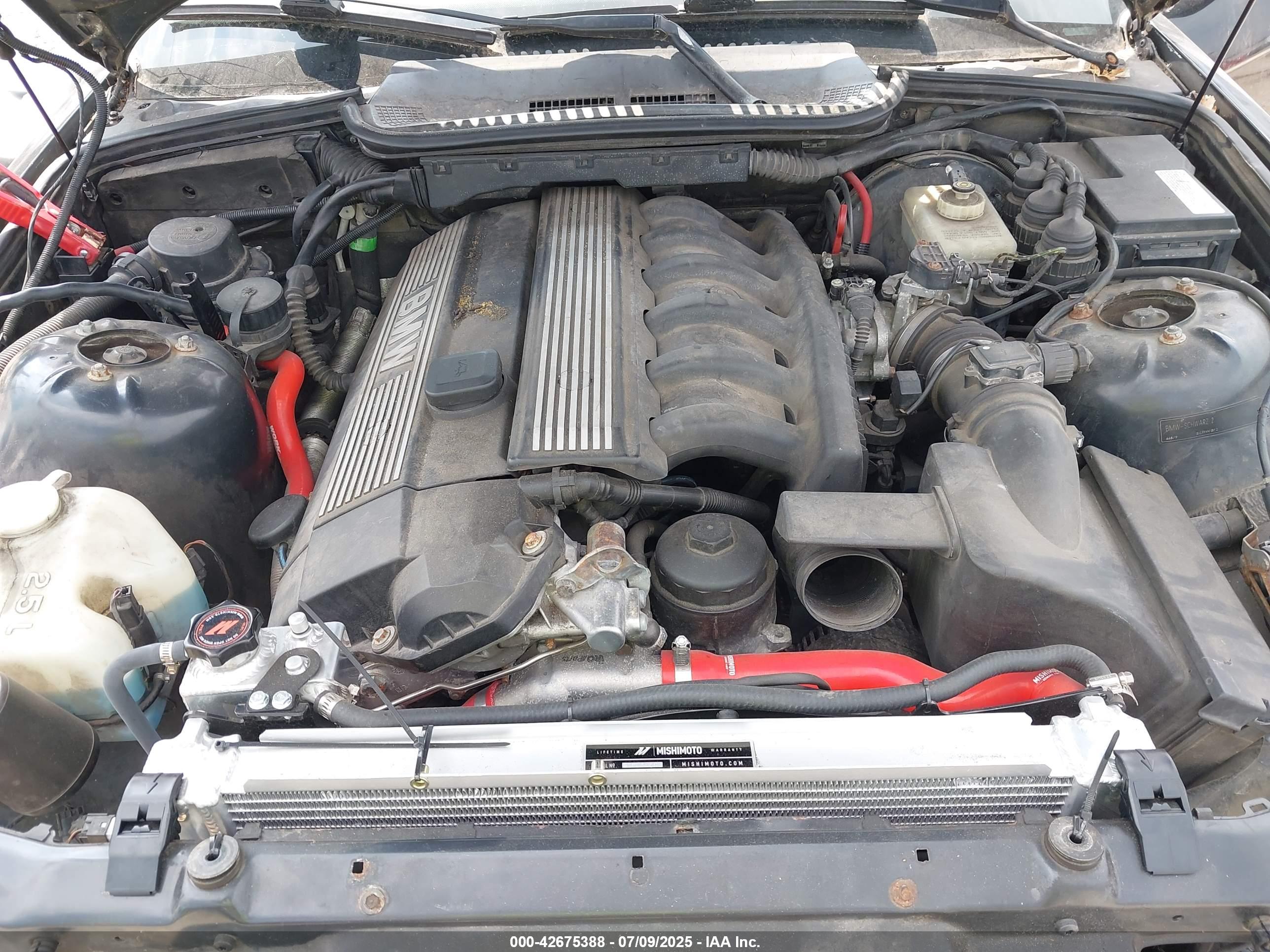 BMW 328IS image 10