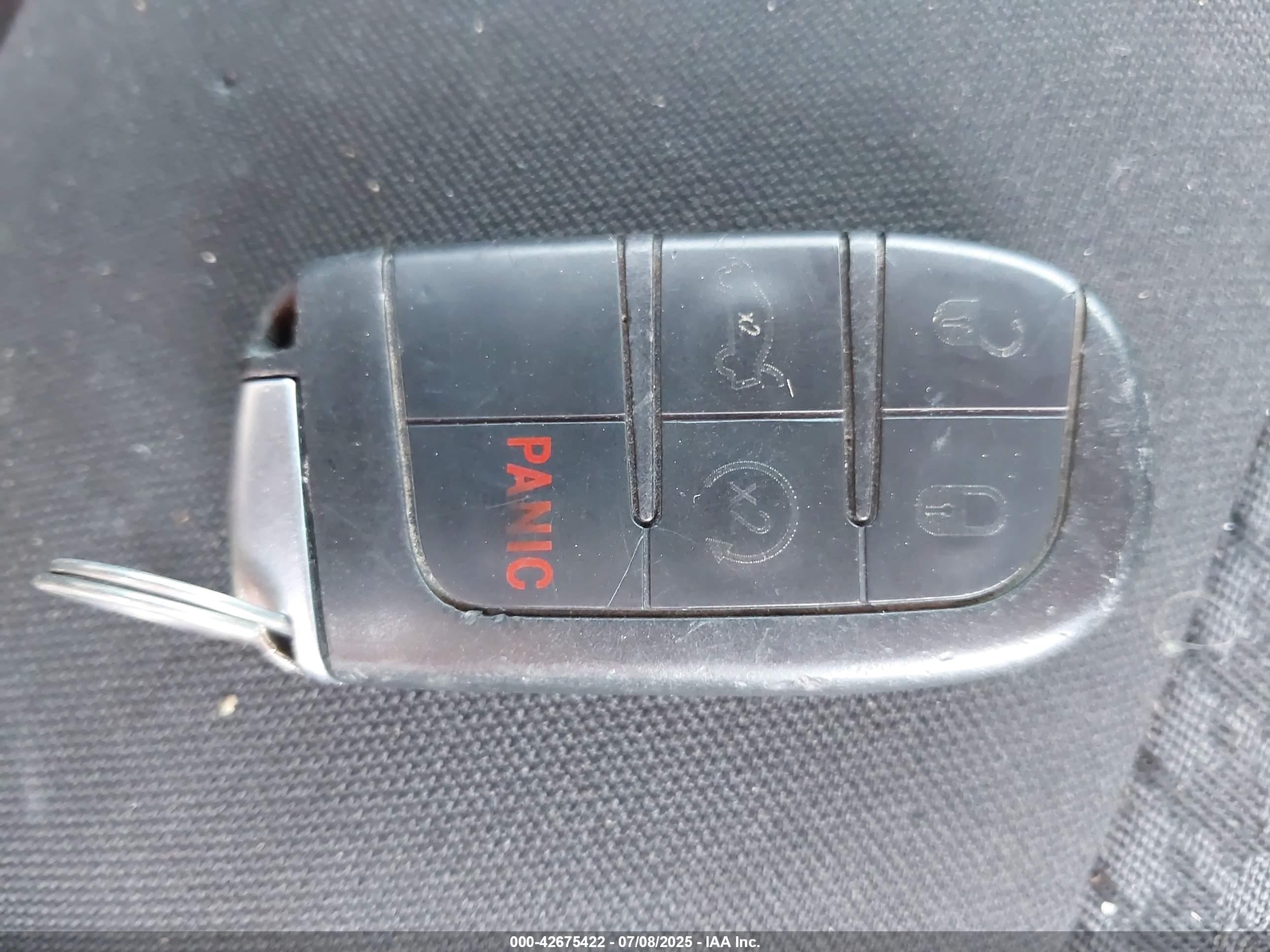 DODGE CHALLENGER image 11
