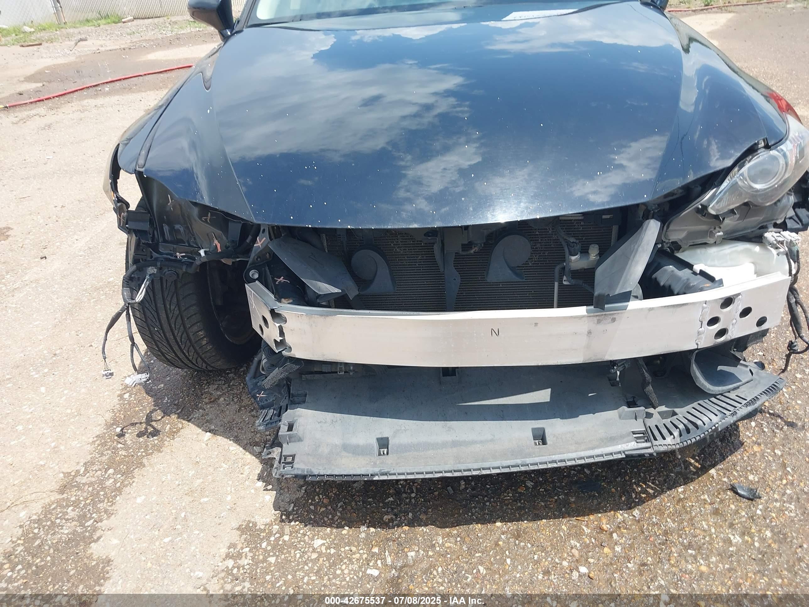 LEXUS IS image 6