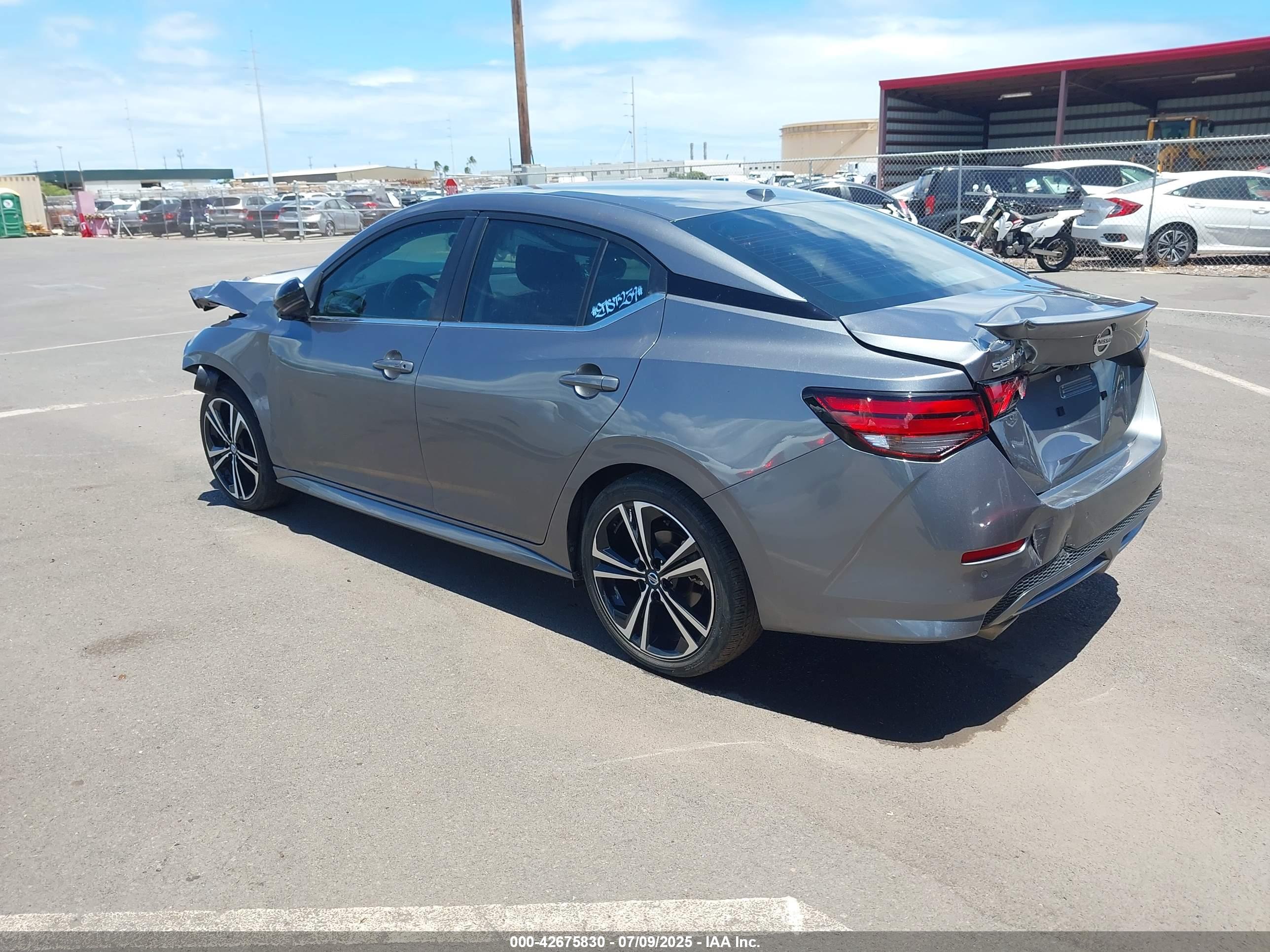 NISSAN SENTRA image 3