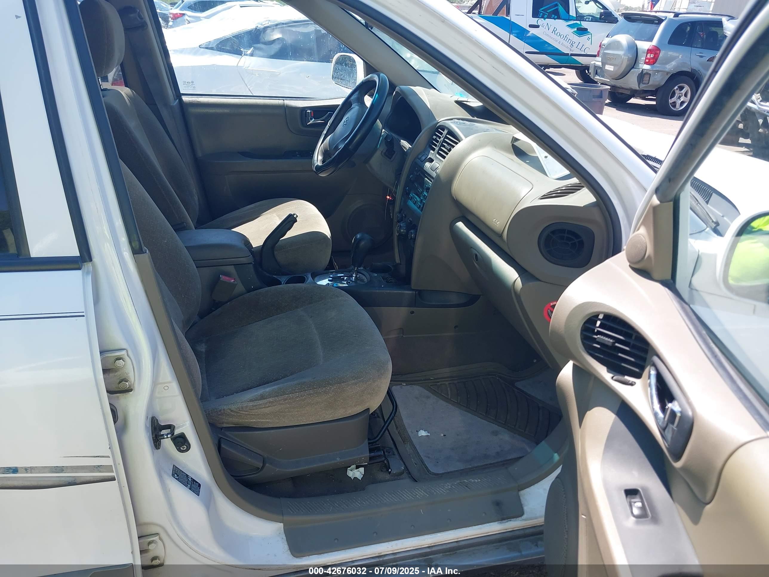 HYUNDAI SANTA image 5