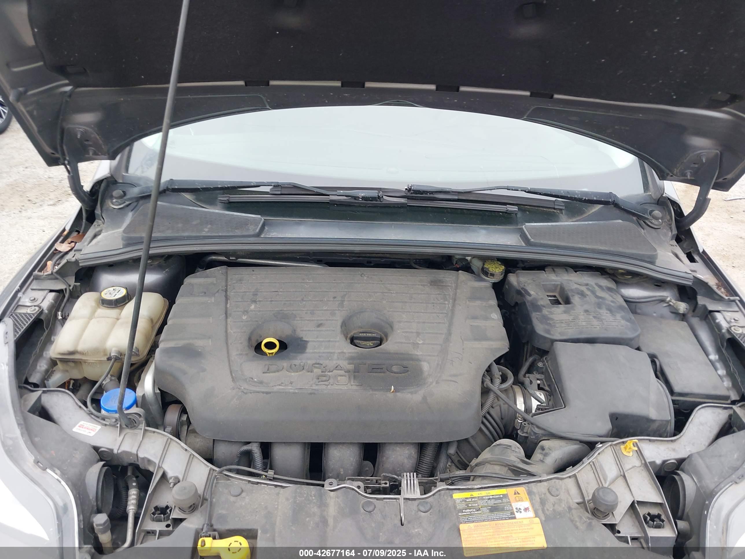 FORD FOCUS image 10
