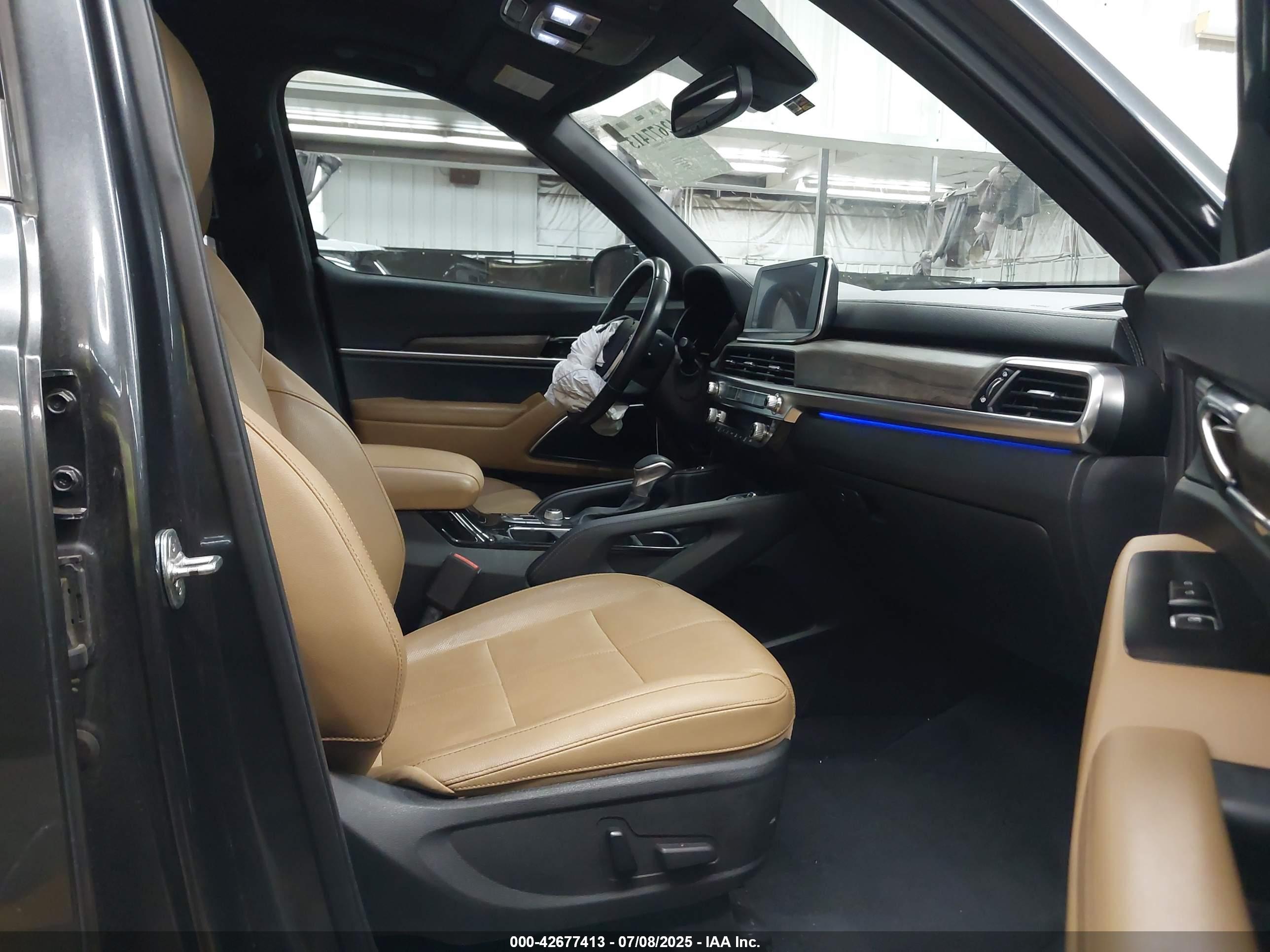 KIA TELLURIDE image 5