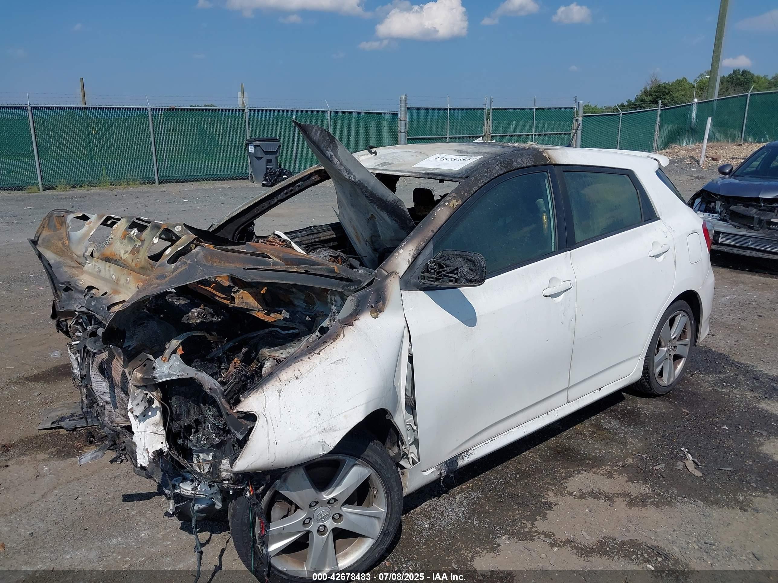 TOYOTA MATRIX image 2