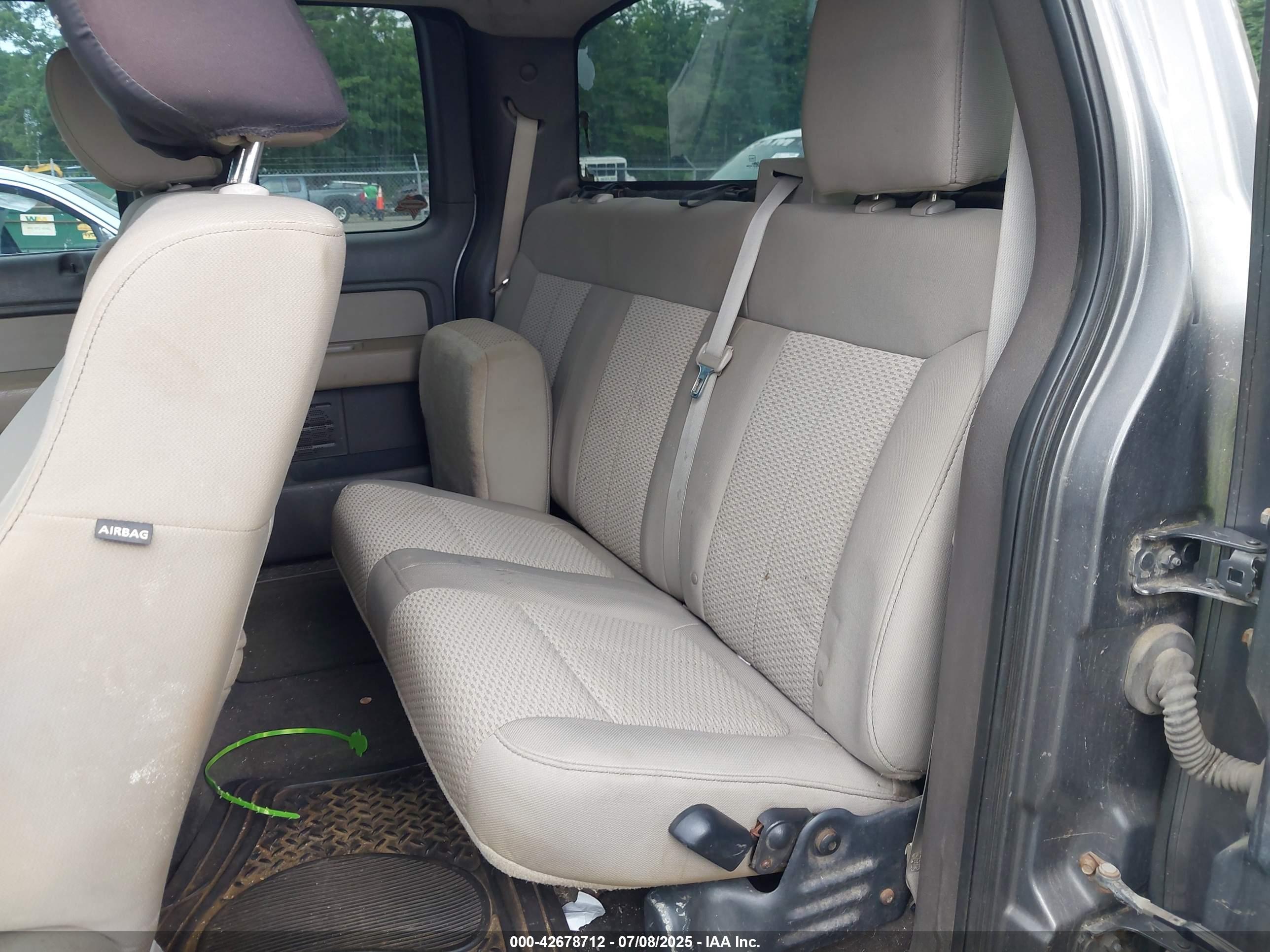 FORD F-150 image 8