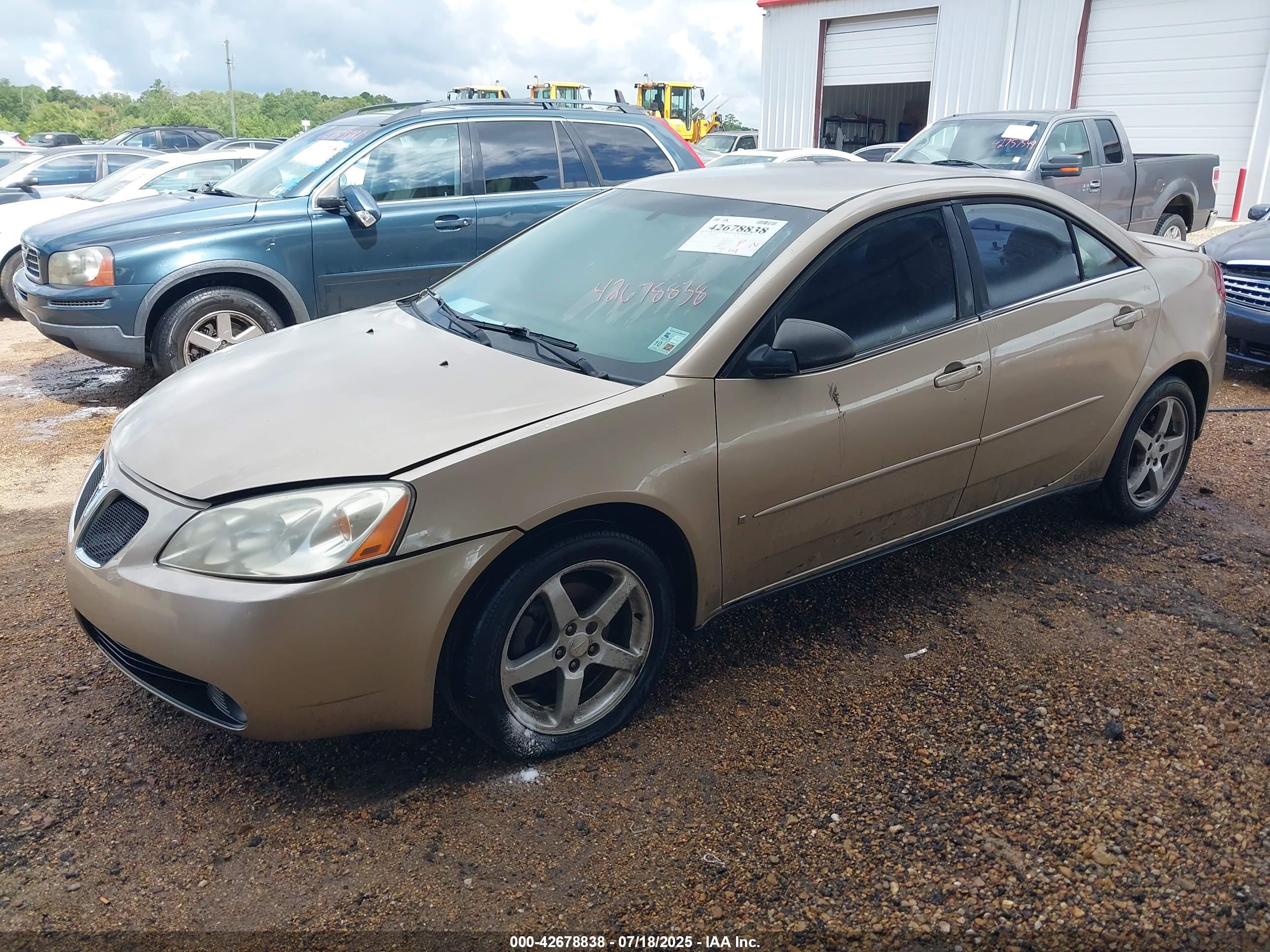PONTIAC G6 image 2
