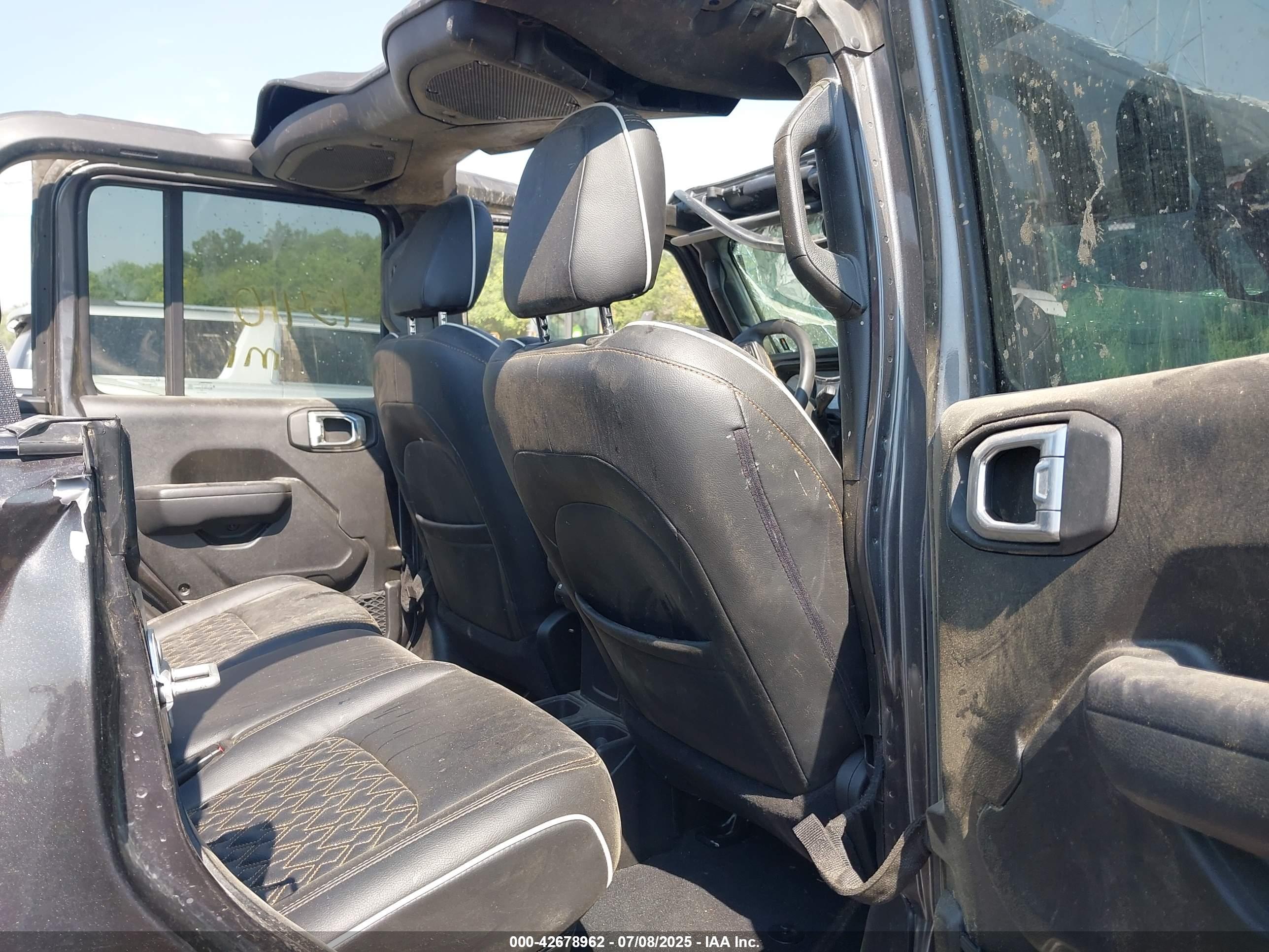 JEEP GLADIATOR image 8