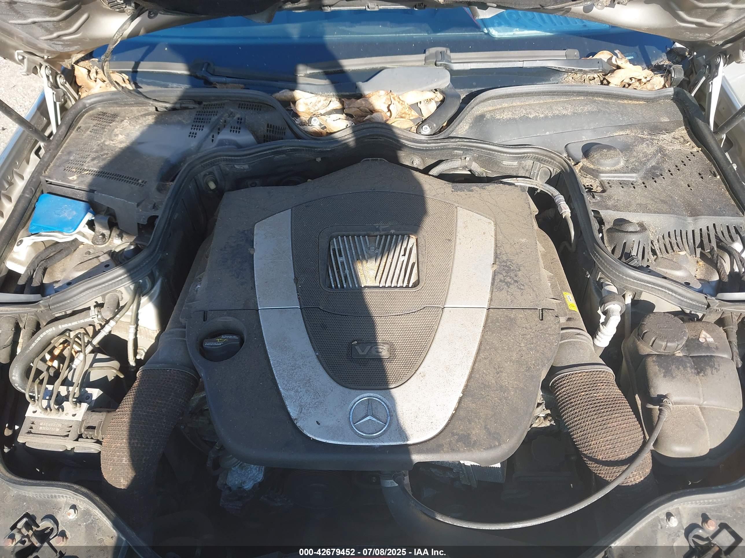 MERCEDES-BENZ E image 10