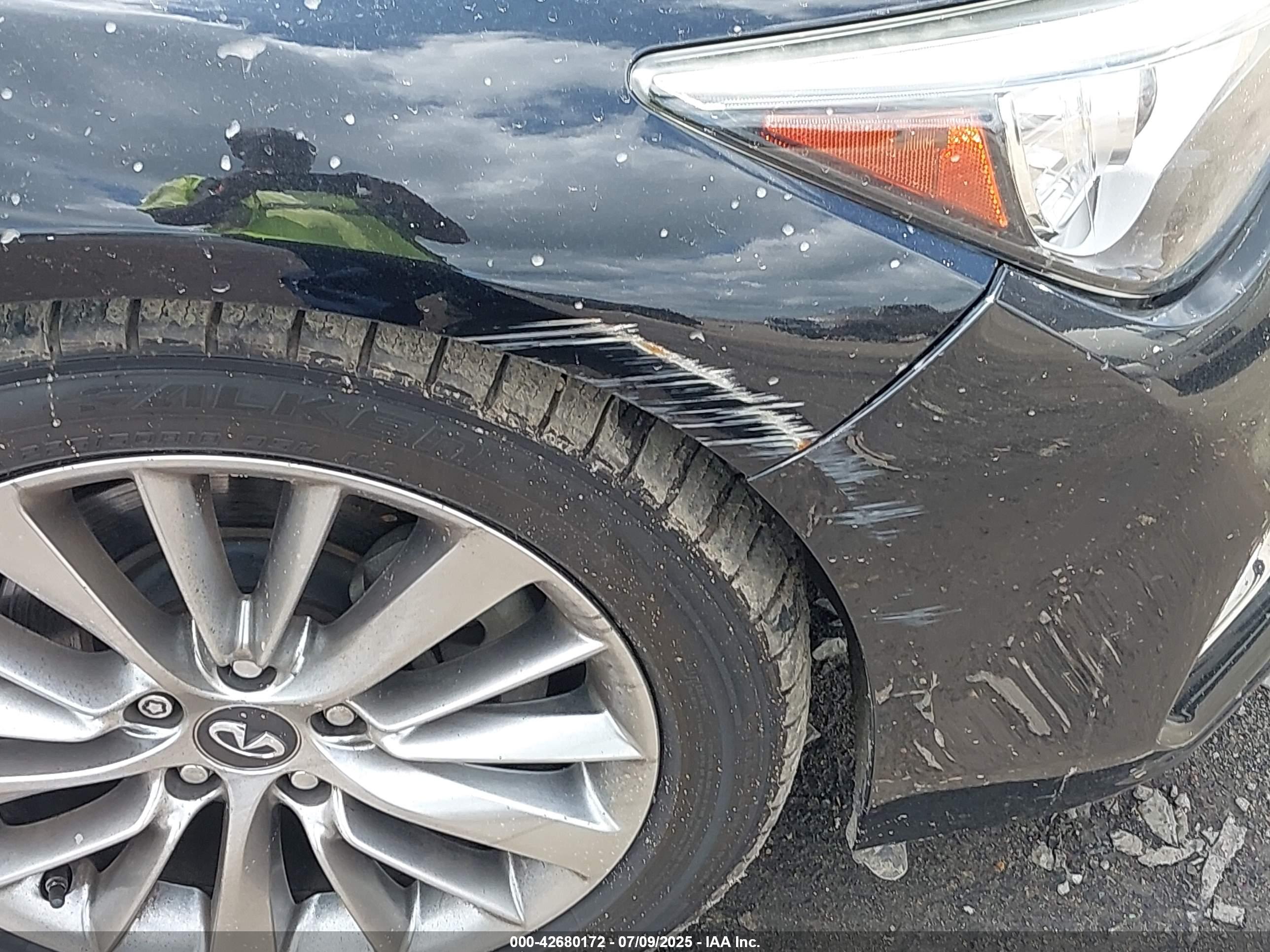 INFINITI Q50 image 6