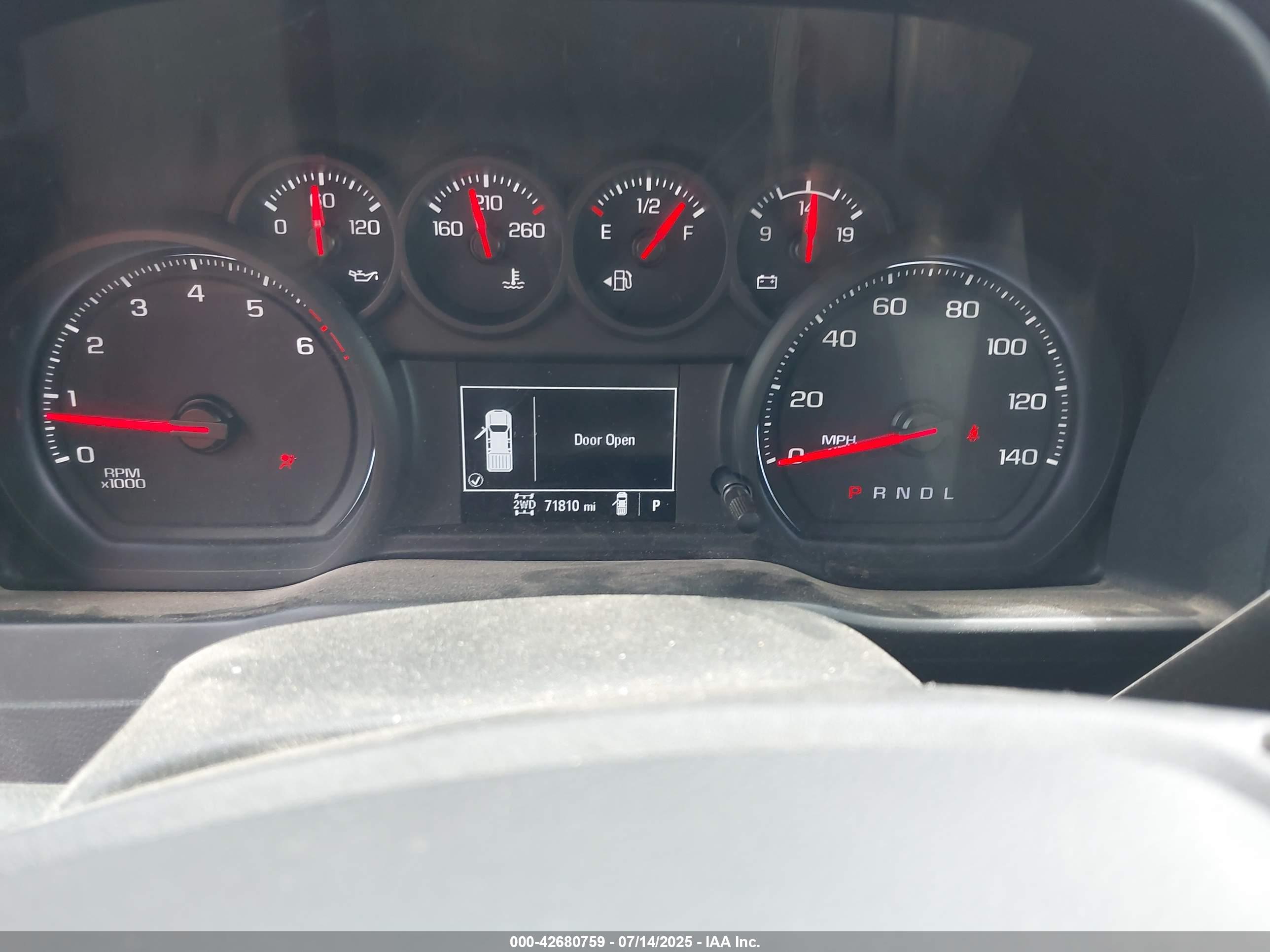 CHEVROLET SILVERADO image 7