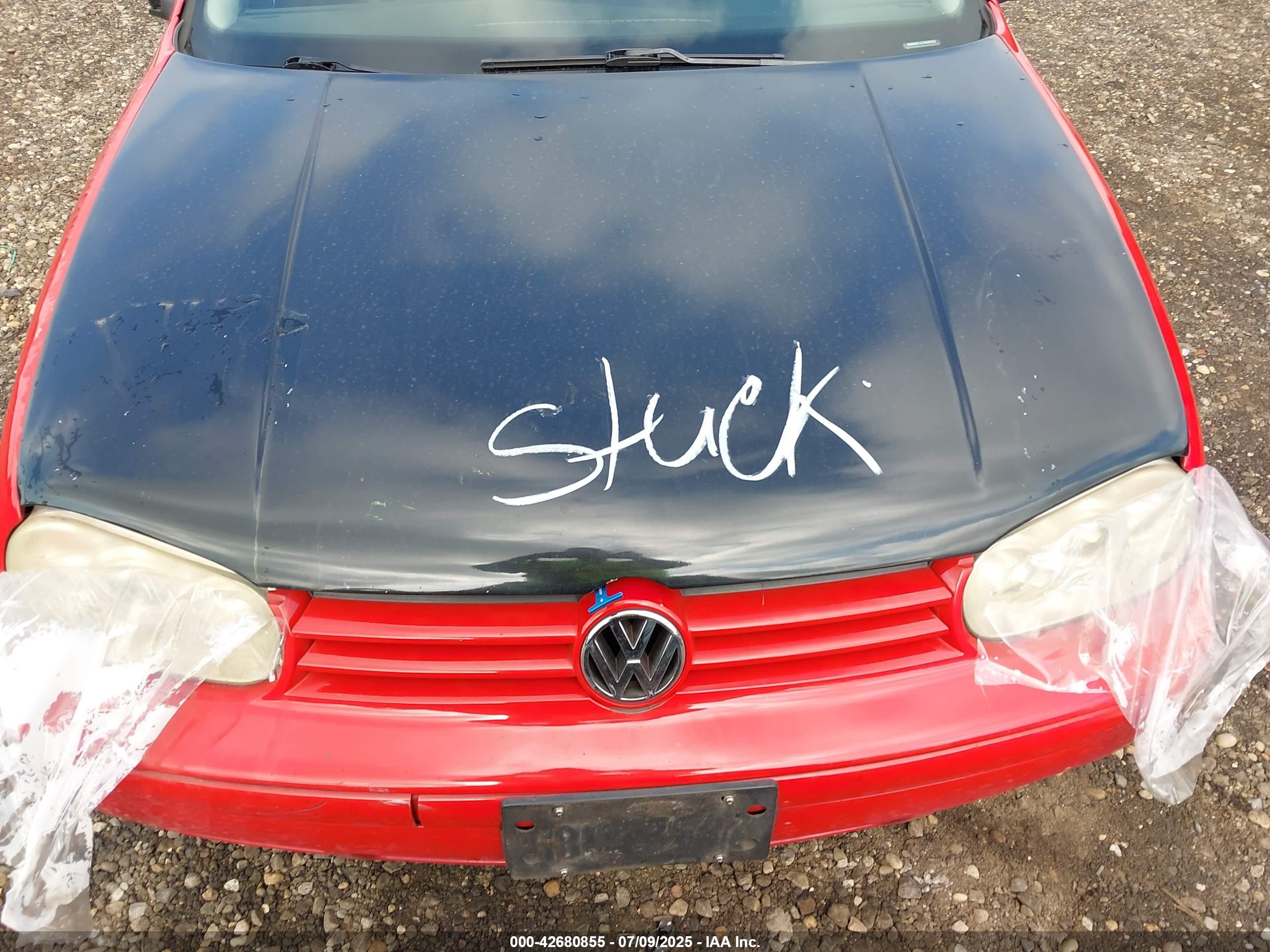 VOLKSWAGEN GTI image 10