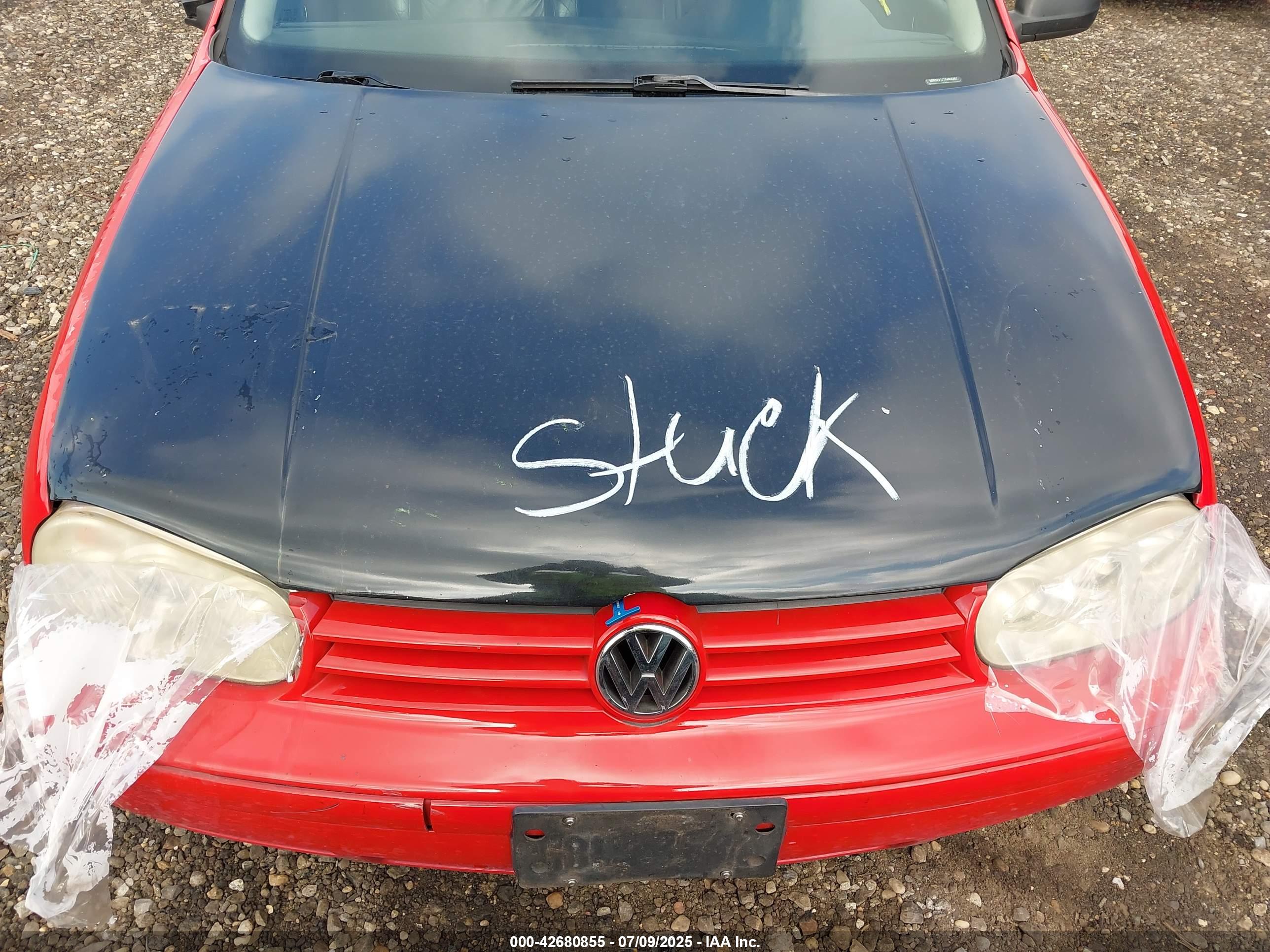 VOLKSWAGEN GTI image 6