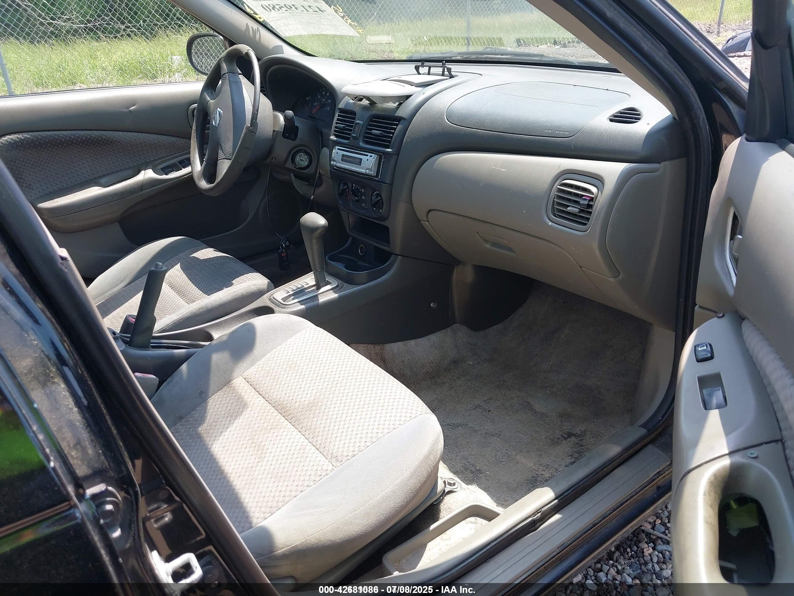 NISSAN SENTRA image 5
