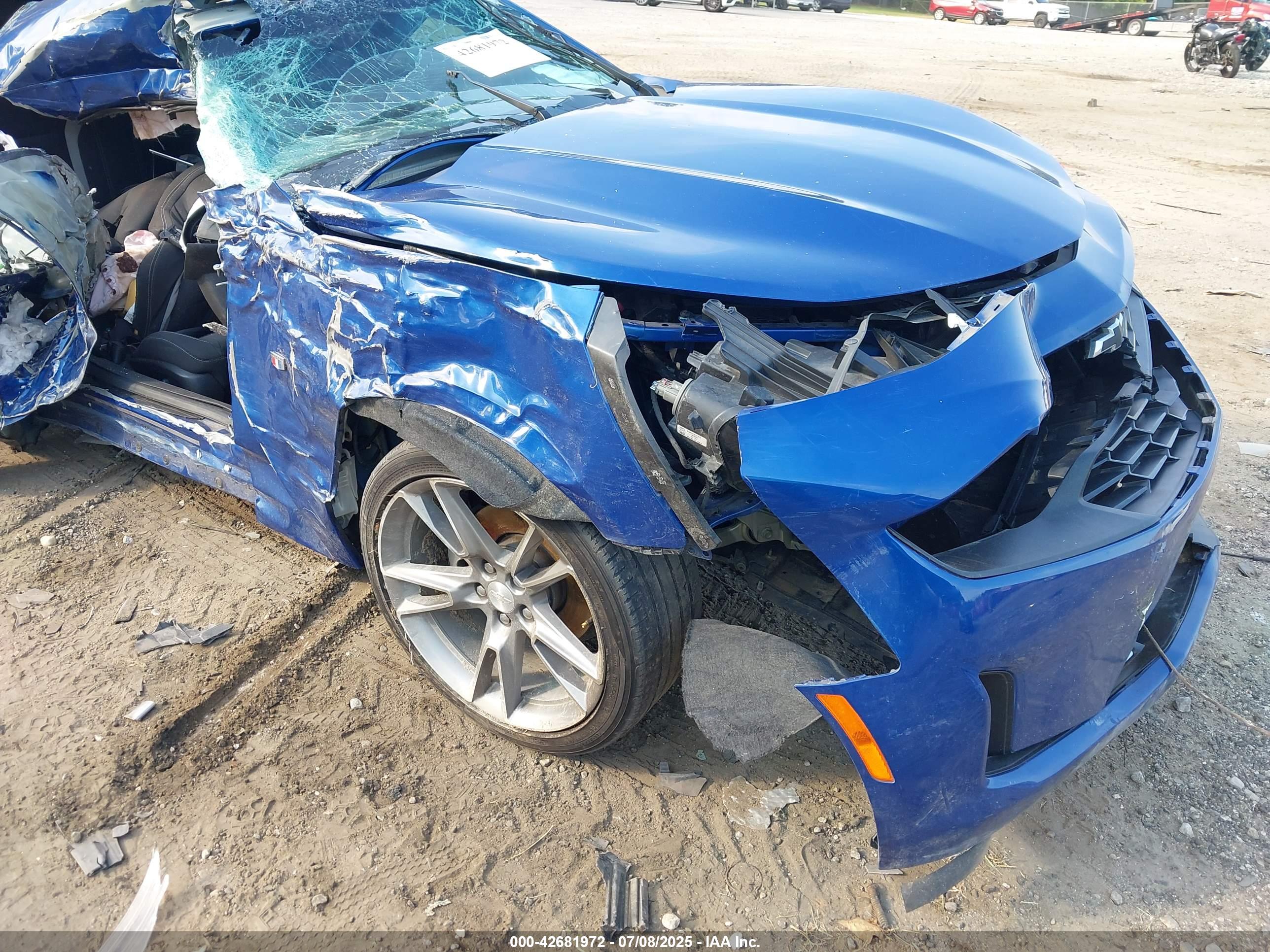 CHEVROLET CAMARO image 6
